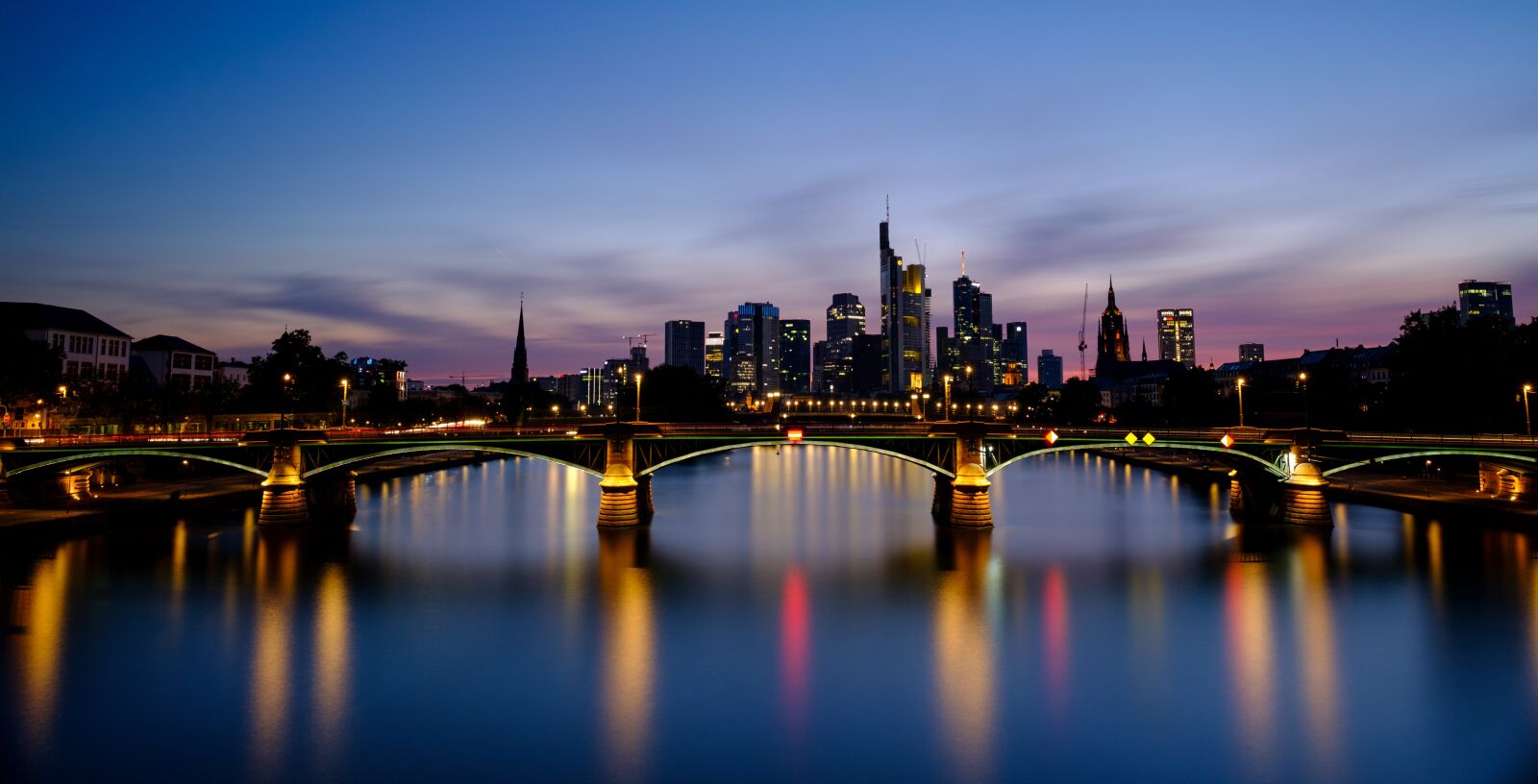 Fujifilm X-T2 sample photo. Skyline, skyscraper, skyscrapers photography