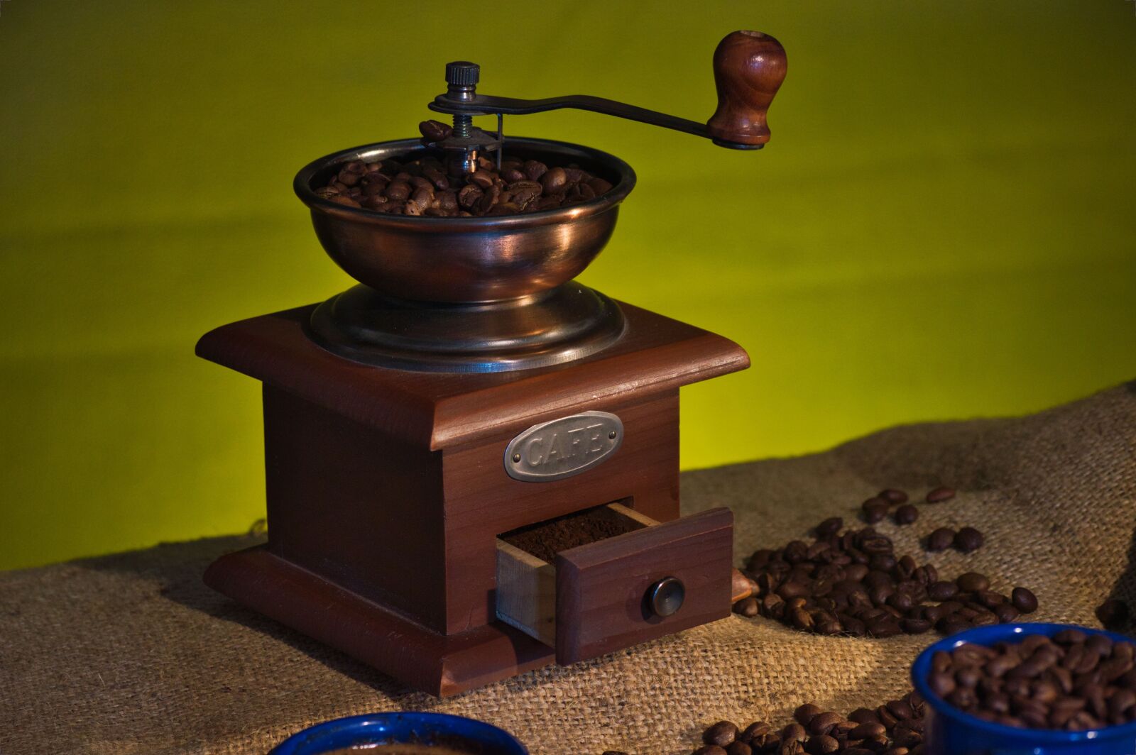 Nikon D3200 sample photo. Coffee grinder, coffee, coffee photography