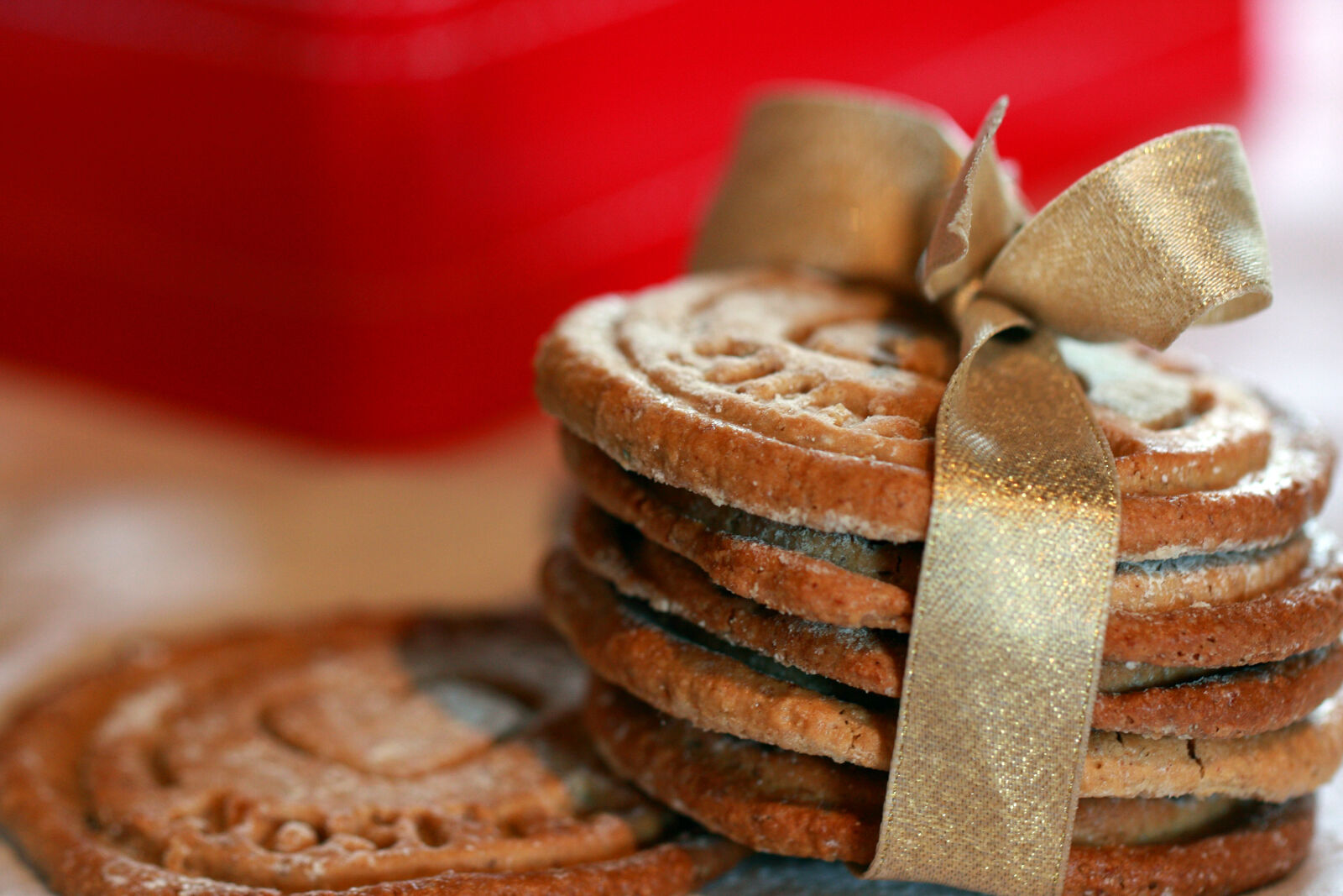 Canon EOS 40D sample photo. Baked, biscuits, blur, close photography