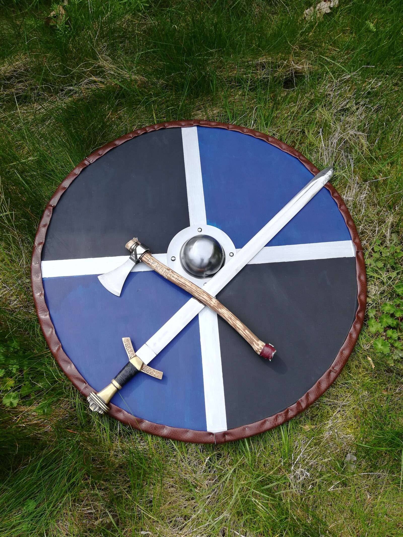 HUAWEI Honor 7X sample photo. Viking shield, viking weapons photography