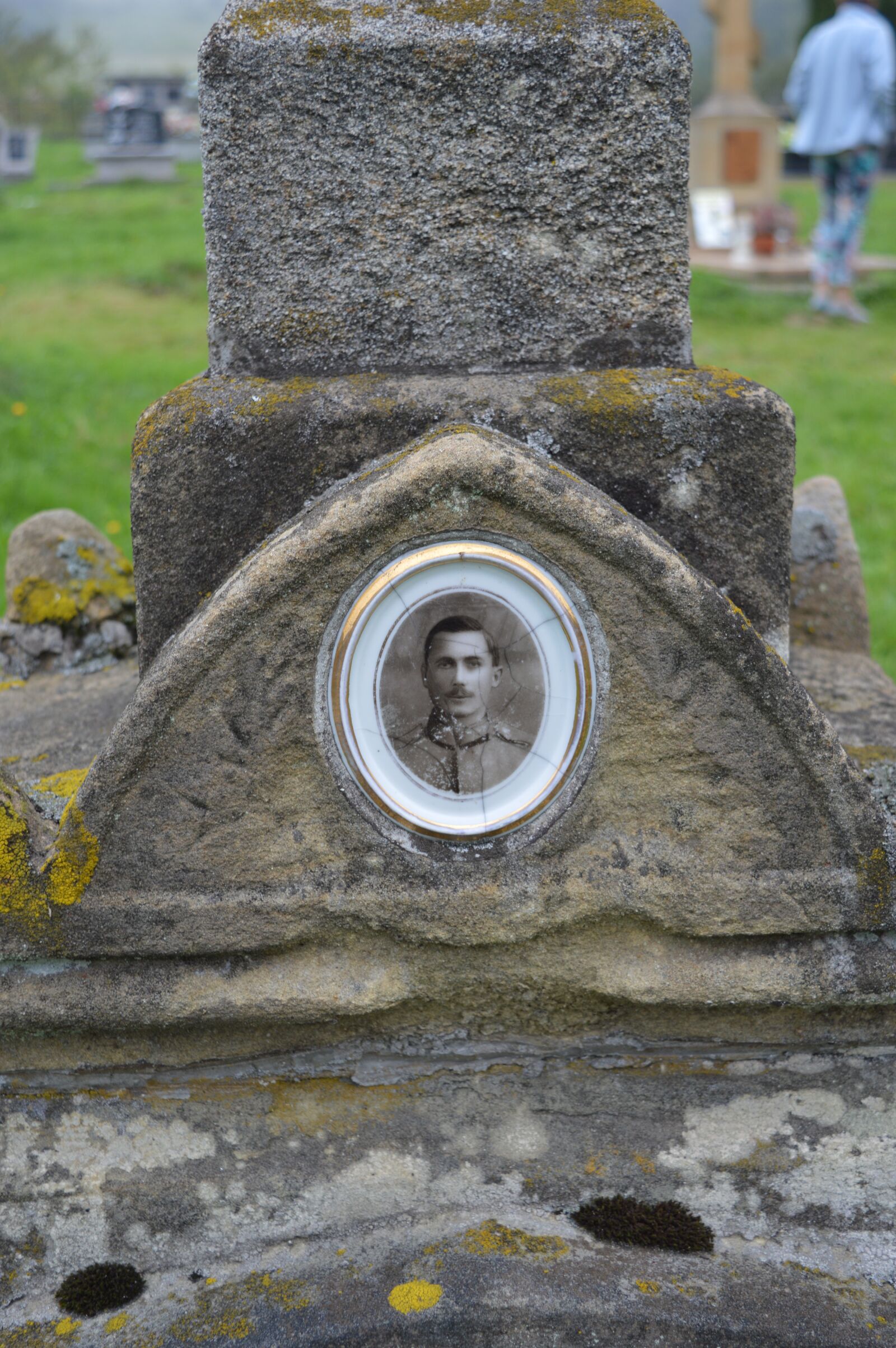 Nikon D3200 sample photo. Hazel, orthodox church, cemetery photography