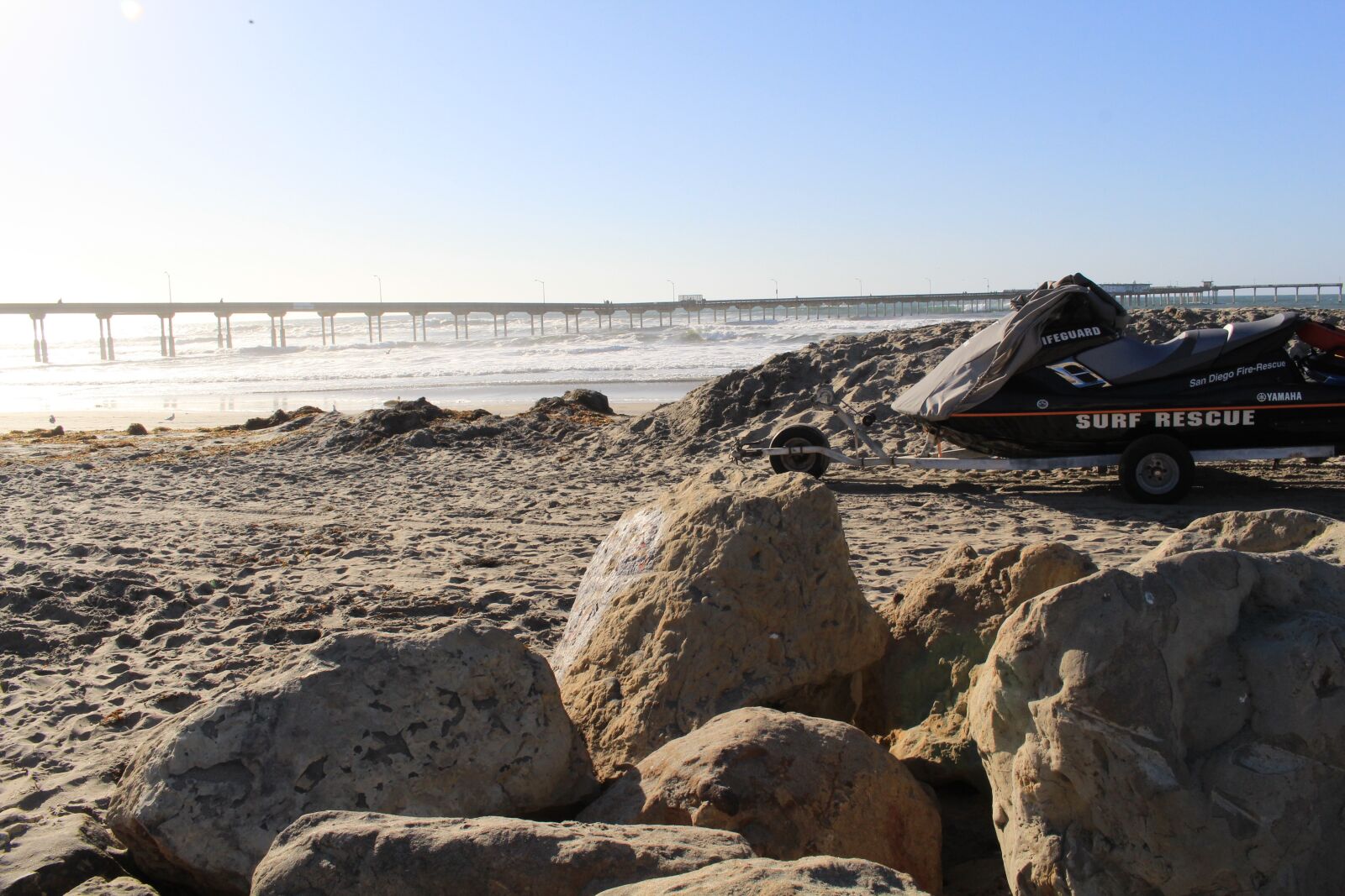 Canon EOS 700D (EOS Rebel T5i / EOS Kiss X7i) sample photo. Coast guard, fire and photography