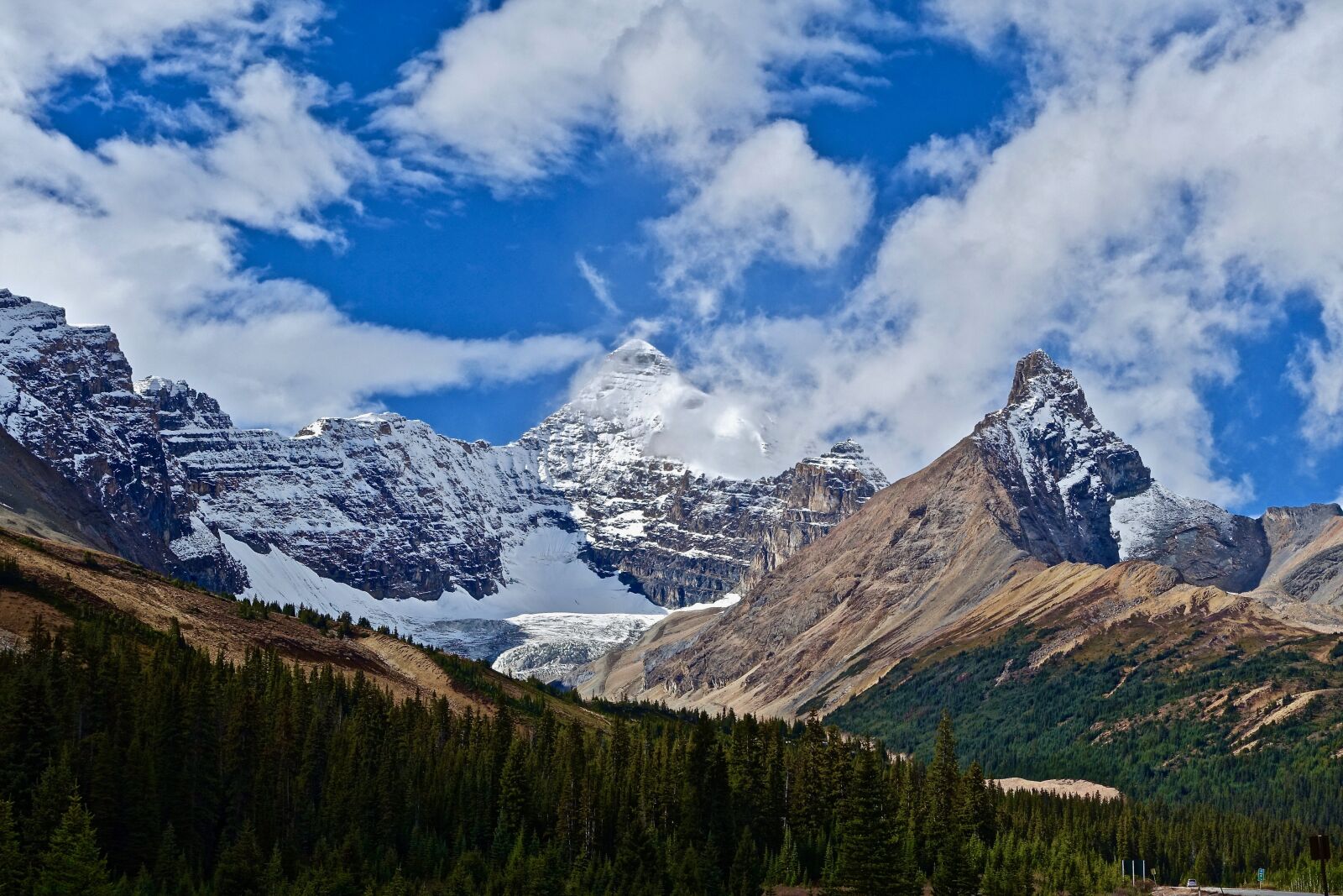Sony Cyber-shot DSC-RX100 III sample photo. Mountains, landscape, colourful photography