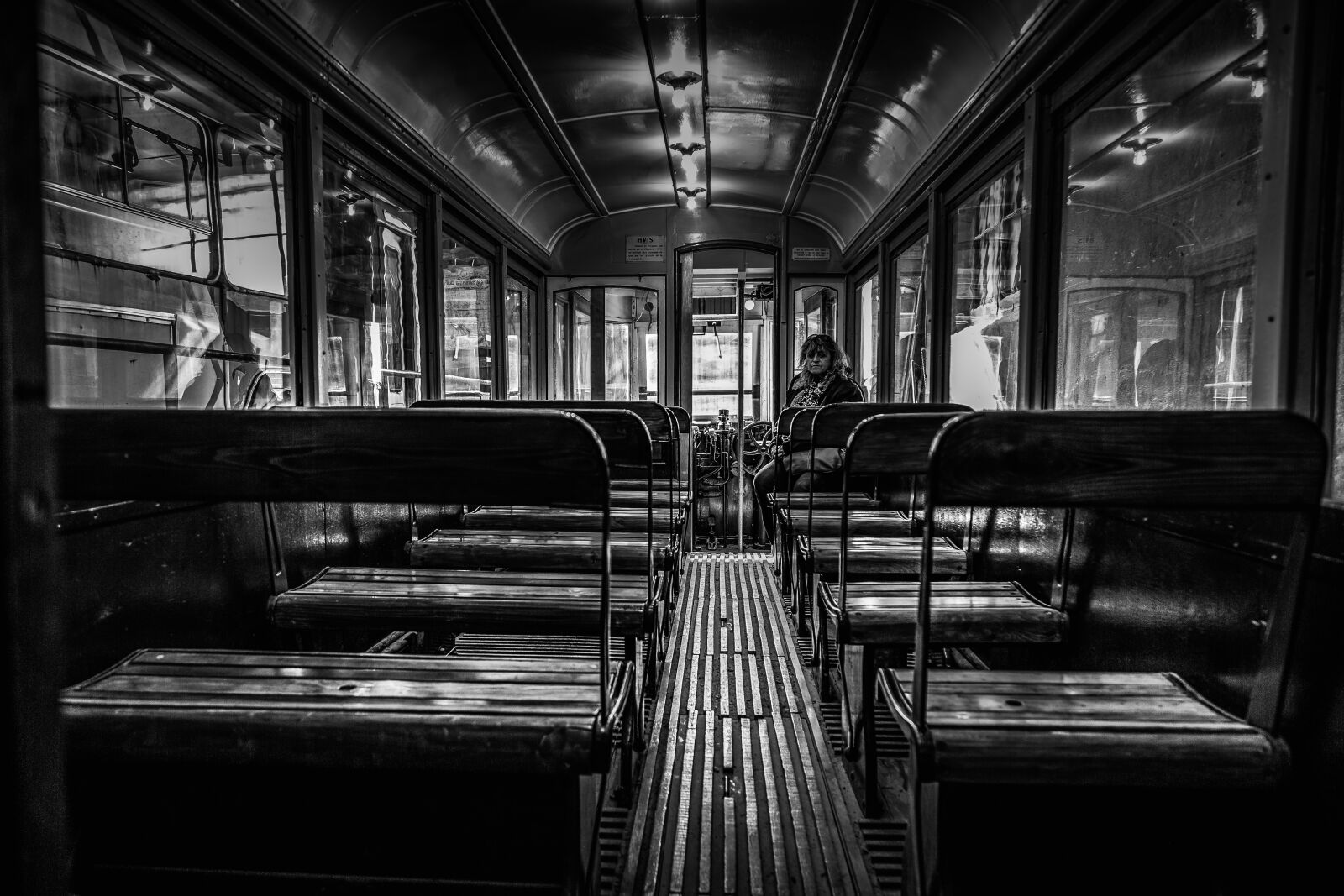 Canon EF 24-105mm F4L IS USM sample photo. Transport, bus, vehicle photography