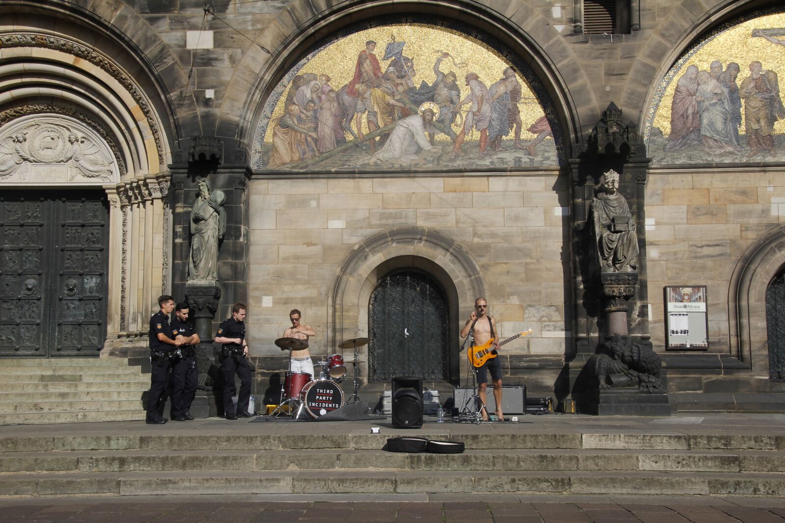 Canon EOS 60D sample photo. Band, play, bremen photography