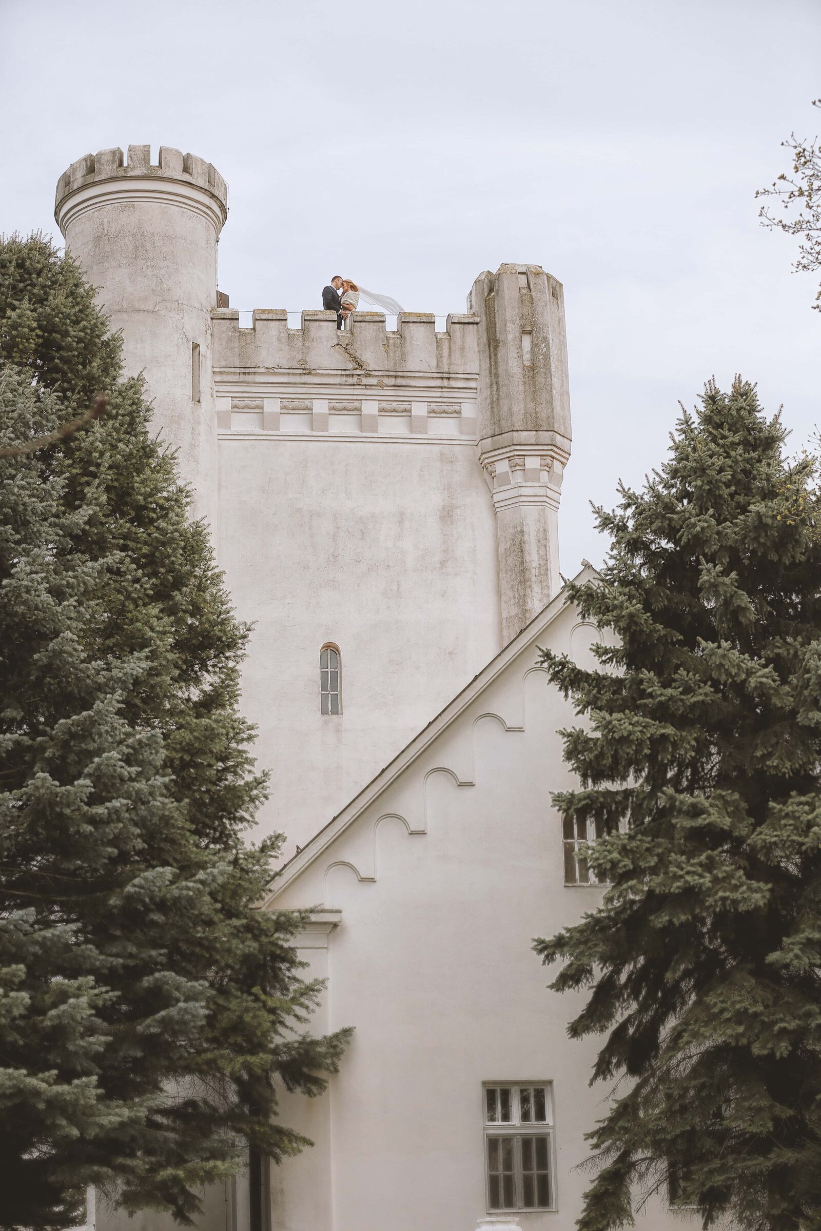 Canon EOS 5D Mark III sample photo. Princess, prince, castle, tower photography