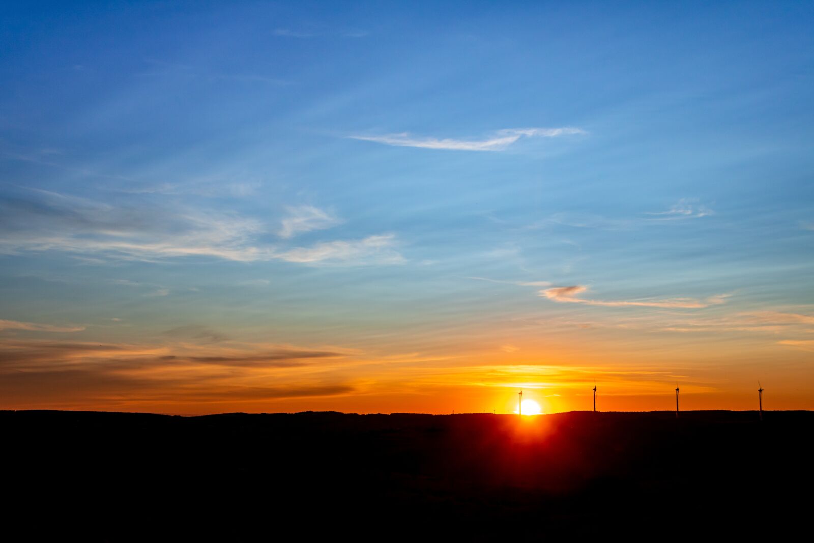 Canon EOS 750D (EOS Rebel T6i / EOS Kiss X8i) sample photo. Sunrise, rising sun, sun photography