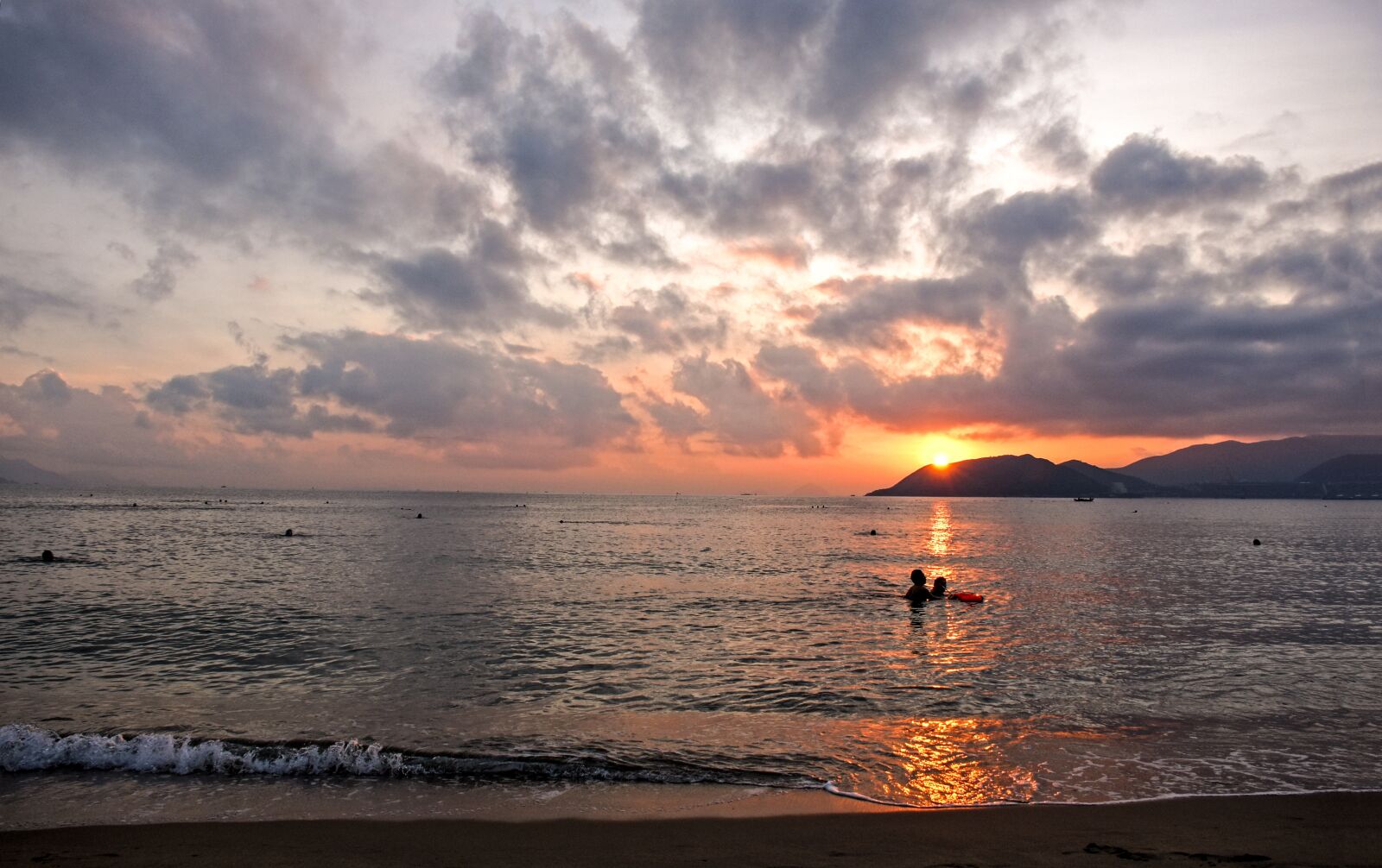 Nikon D7200 sample photo. Sea, dawn, wave photography