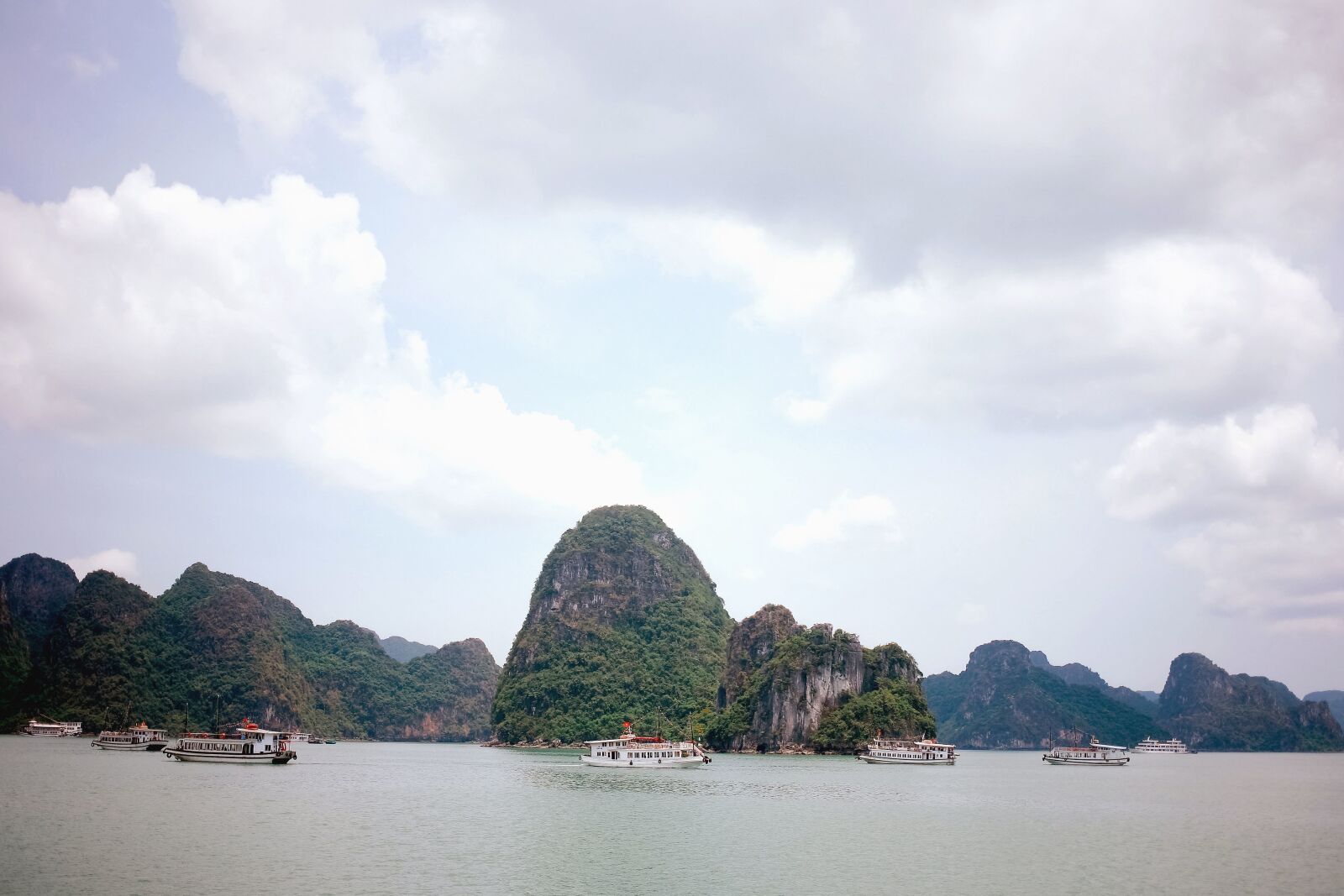 Canon EOS 5D sample photo. Mountain, bay, sea, rocks photography