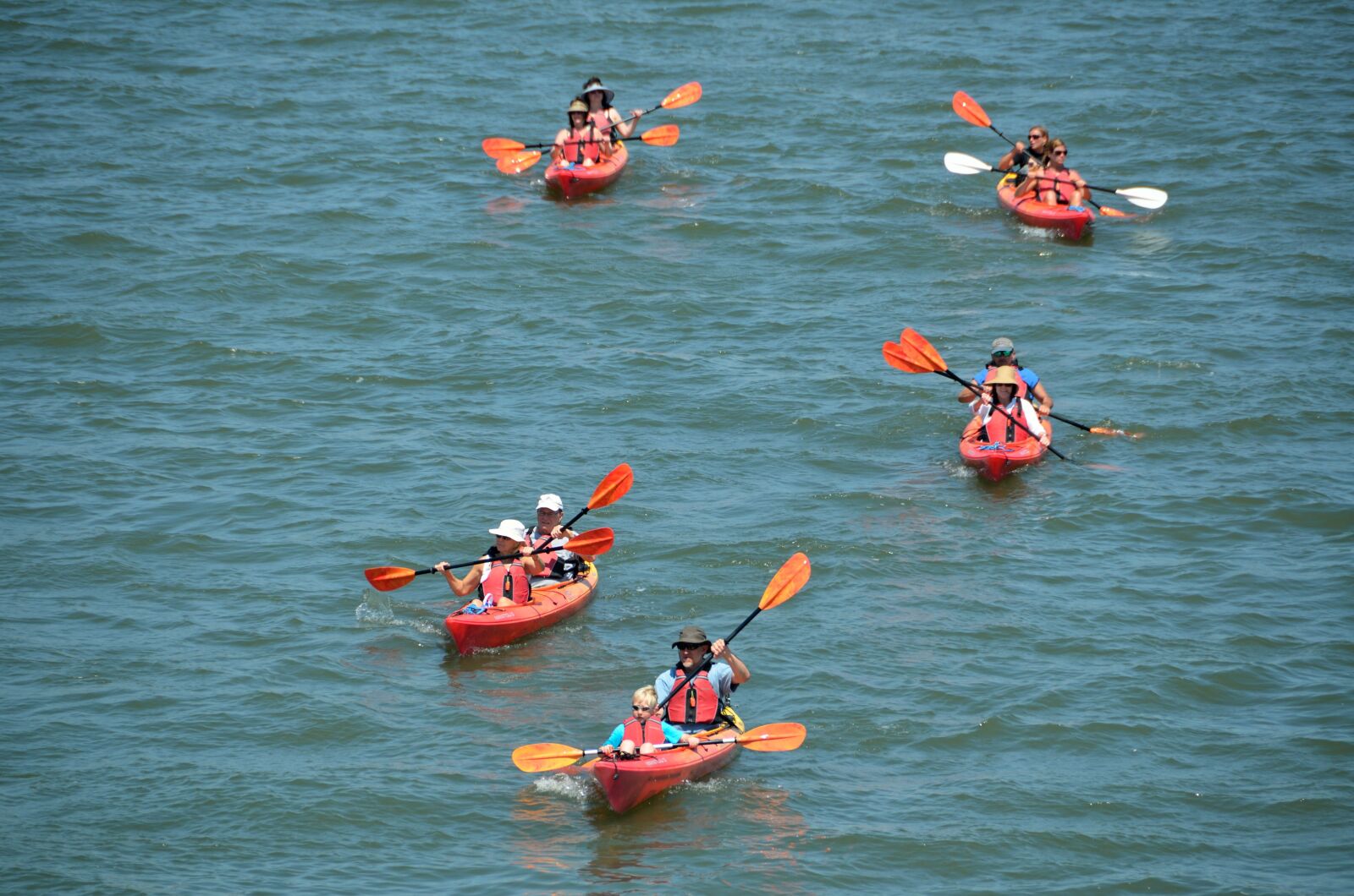 Nikon D7000 sample photo. Kayaks, people, leisure photography