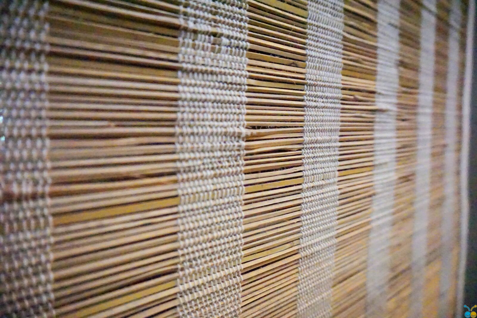 Sony E 16-50mm F3.5-5.6 PZ OSS sample photo. Cane, handicraft, mat, partition photography