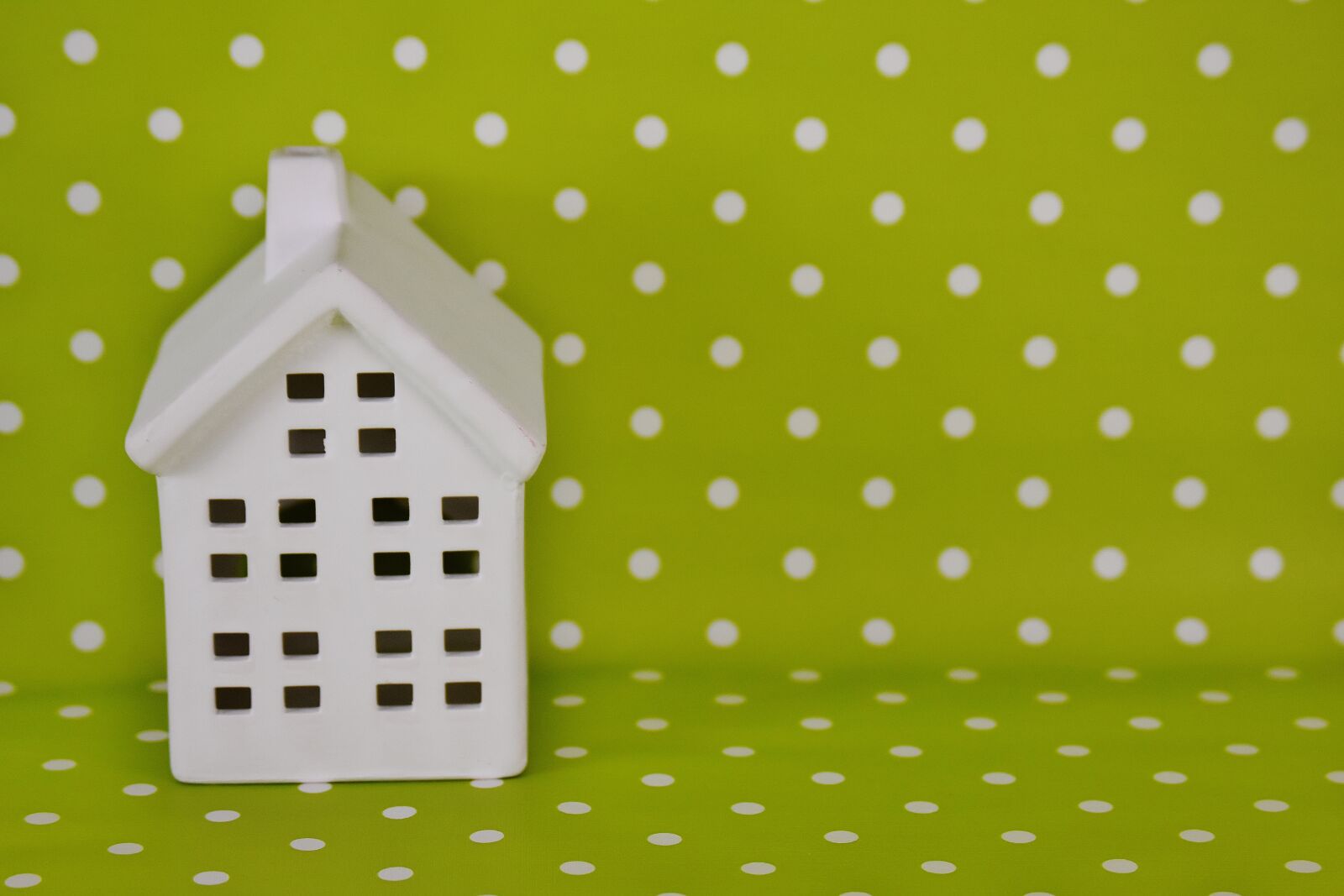 Nikon D7200 sample photo. House, white, decoration photography