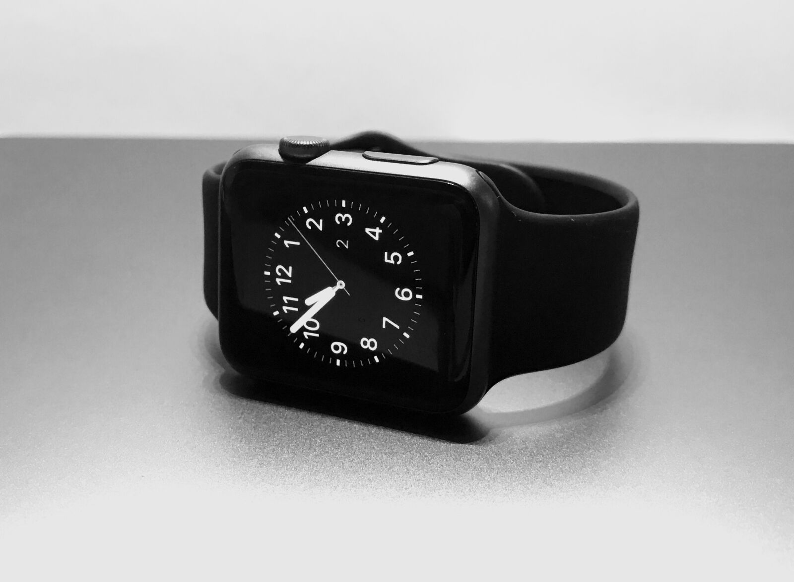 iPhone 7 Plus back dual camera 3.99mm f/1.8 sample photo. Black, and, white, clock photography