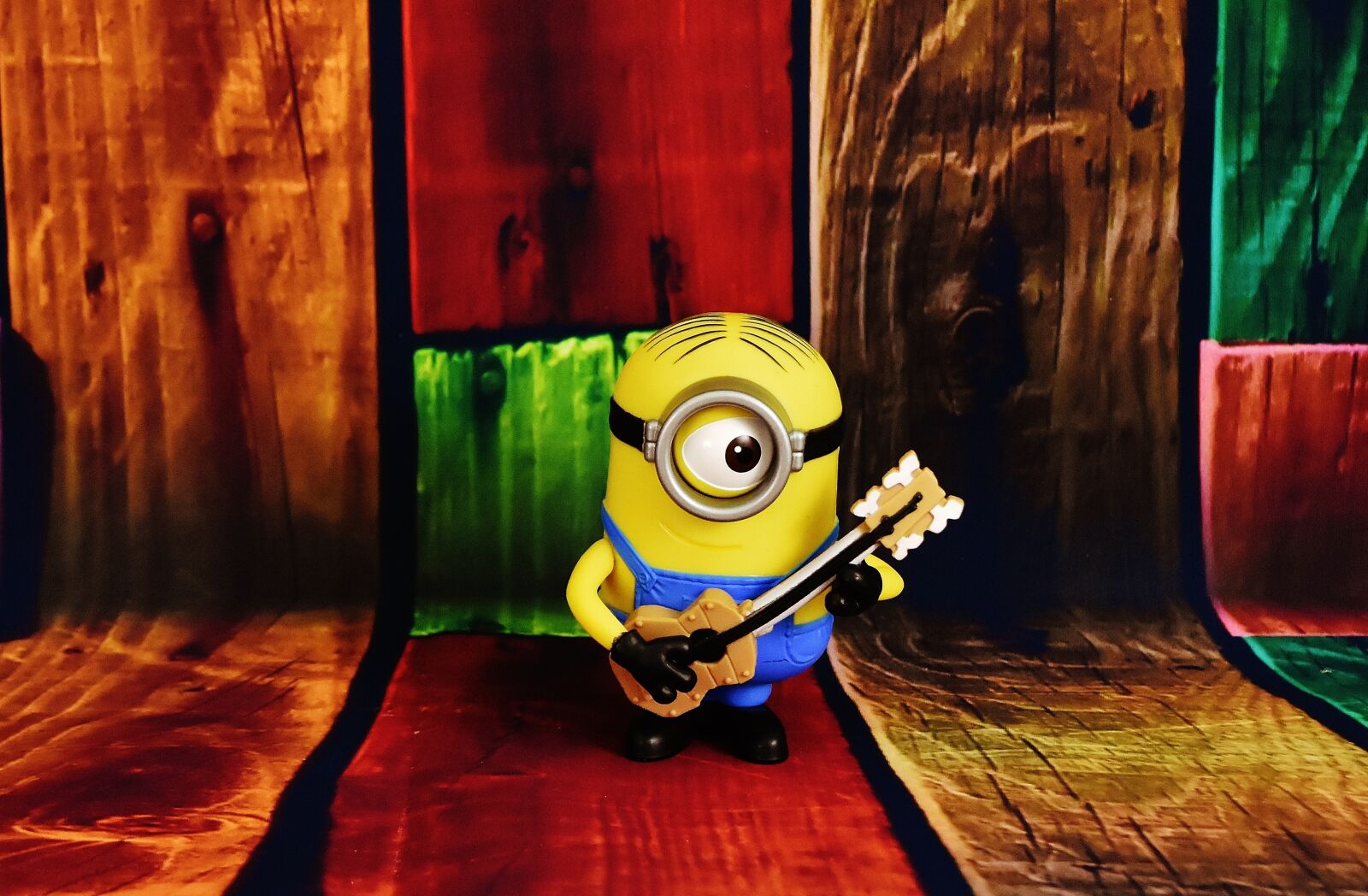 Nikon D7200 sample photo. Minions, figure, funny photography