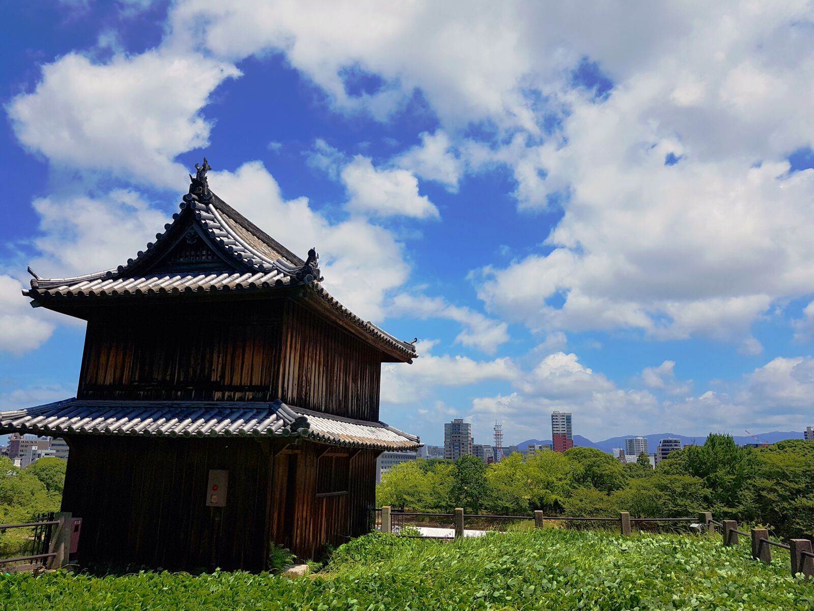 Samsung Galaxy S7 Edge sample photo. Sky, blue, travel photography