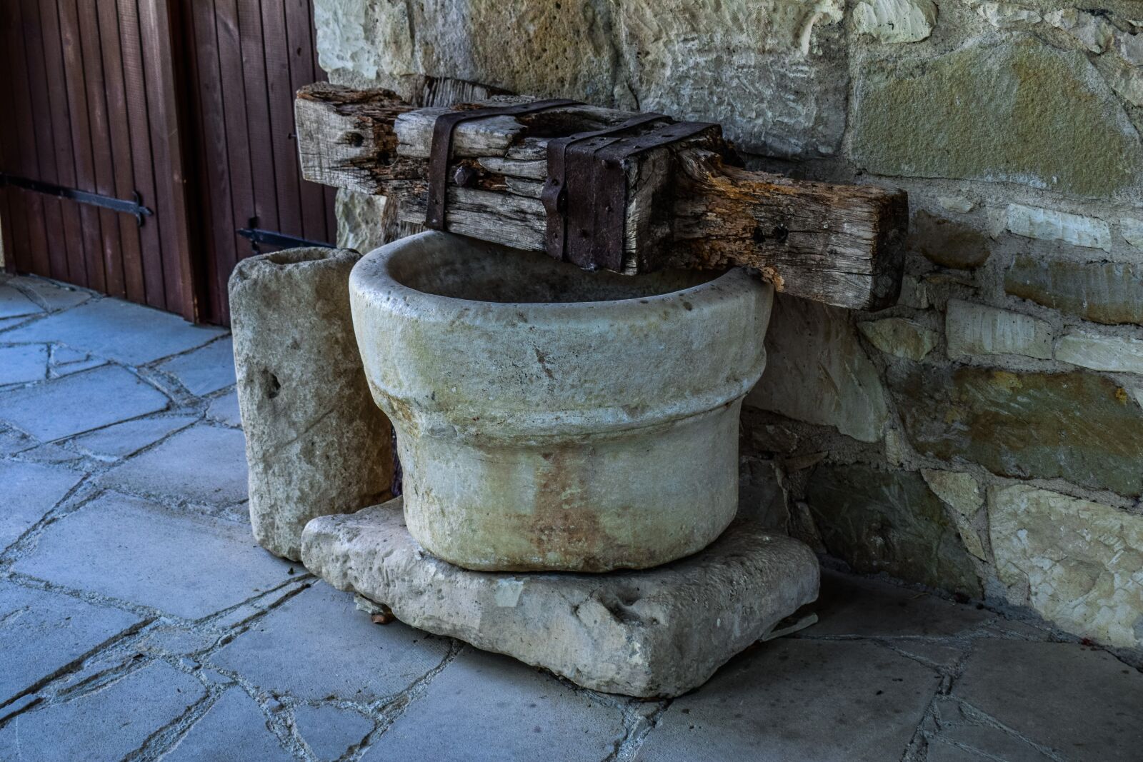 Nikon D3300 sample photo. Old, stone, architecture photography