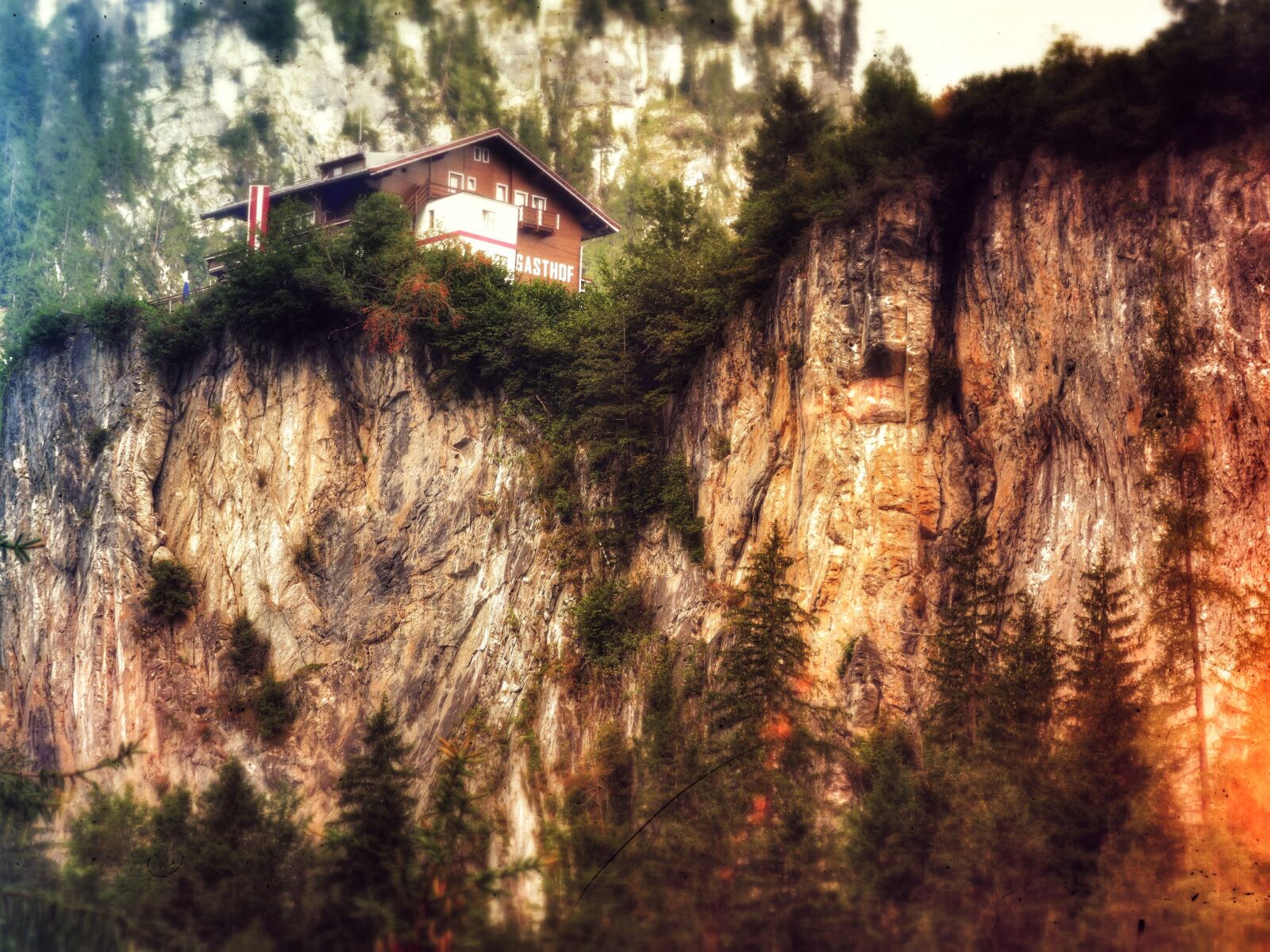 Panasonic Lumix DMC-FZ1000 sample photo. Mountain, gorge, house photography