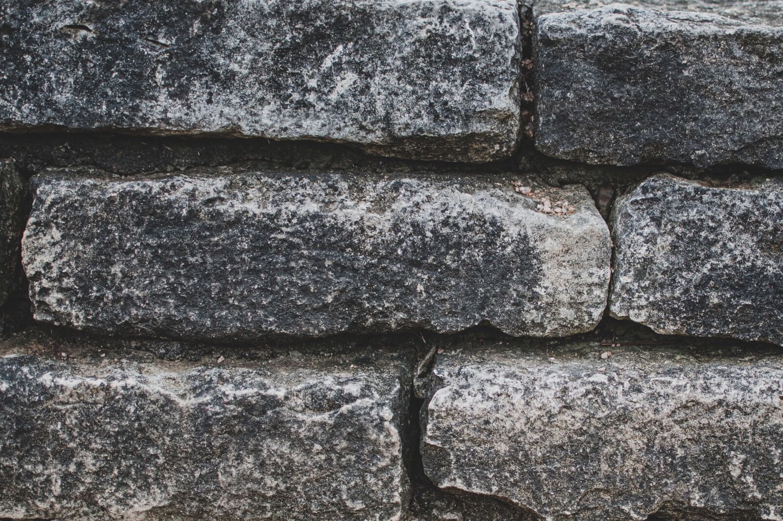 Nikon D750 sample photo. Bricks, brick wall, masonry photography