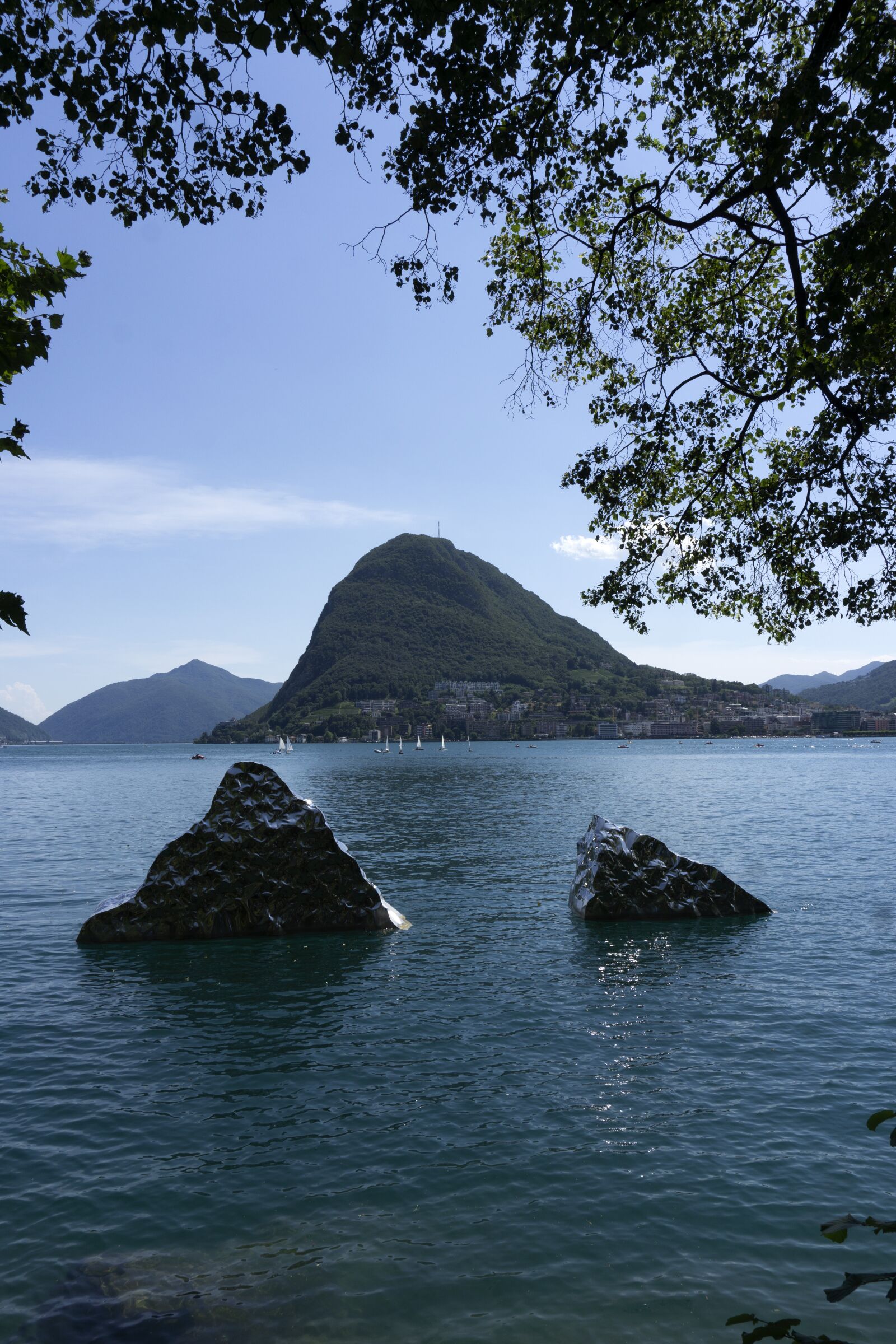 Sony E 16-50mm F3.5-5.6 PZ OSS sample photo. Lugano, switzerland, set photography
