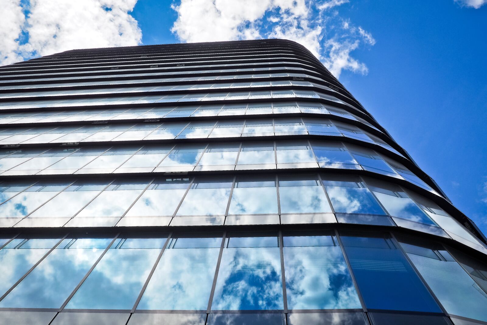 Olympus OM-D E-M10 sample photo. Architecture, skyscraper, glass facades photography