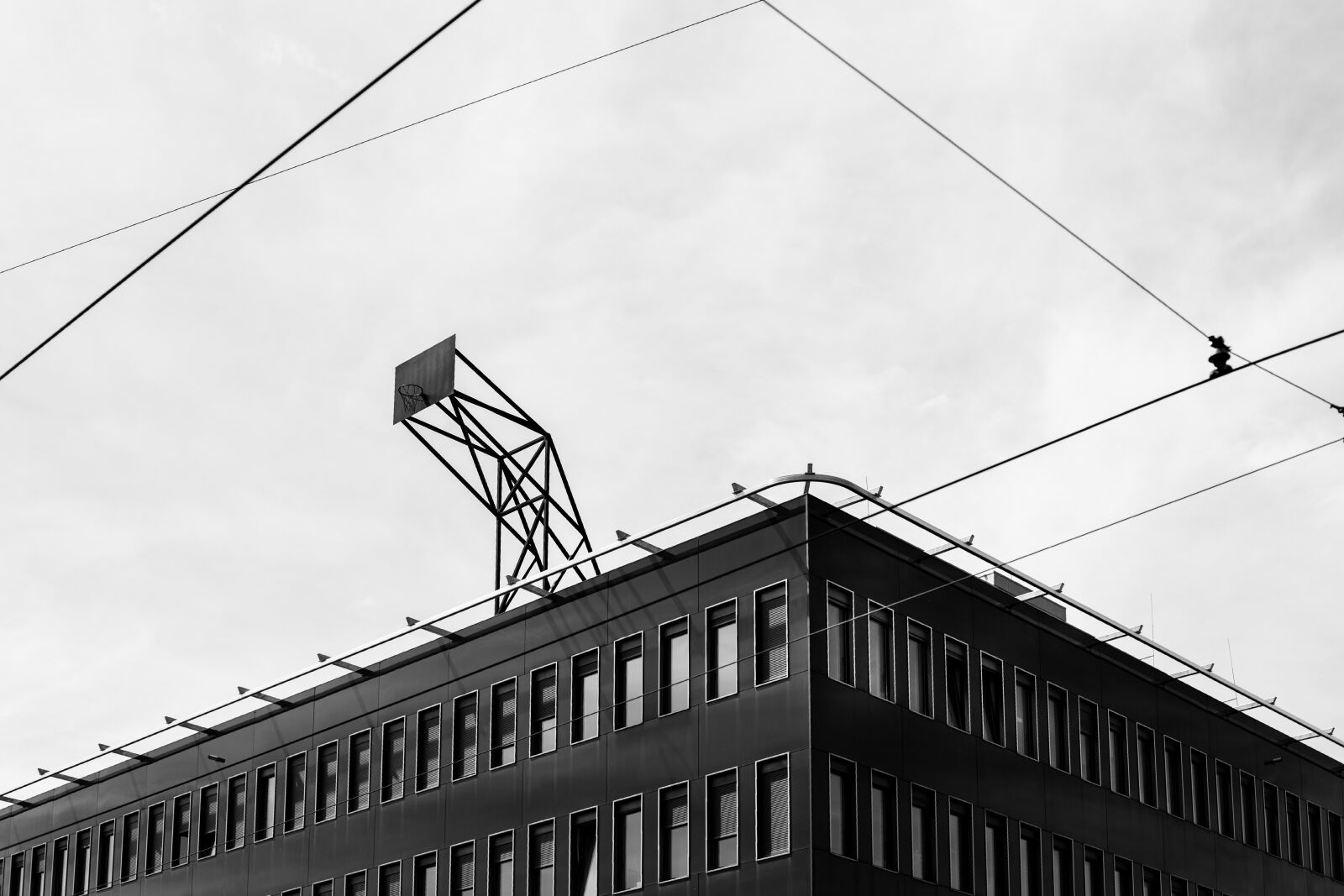 Canon EF 50mm F1.4 USM sample photo. Munich, basketball hoop, university photography