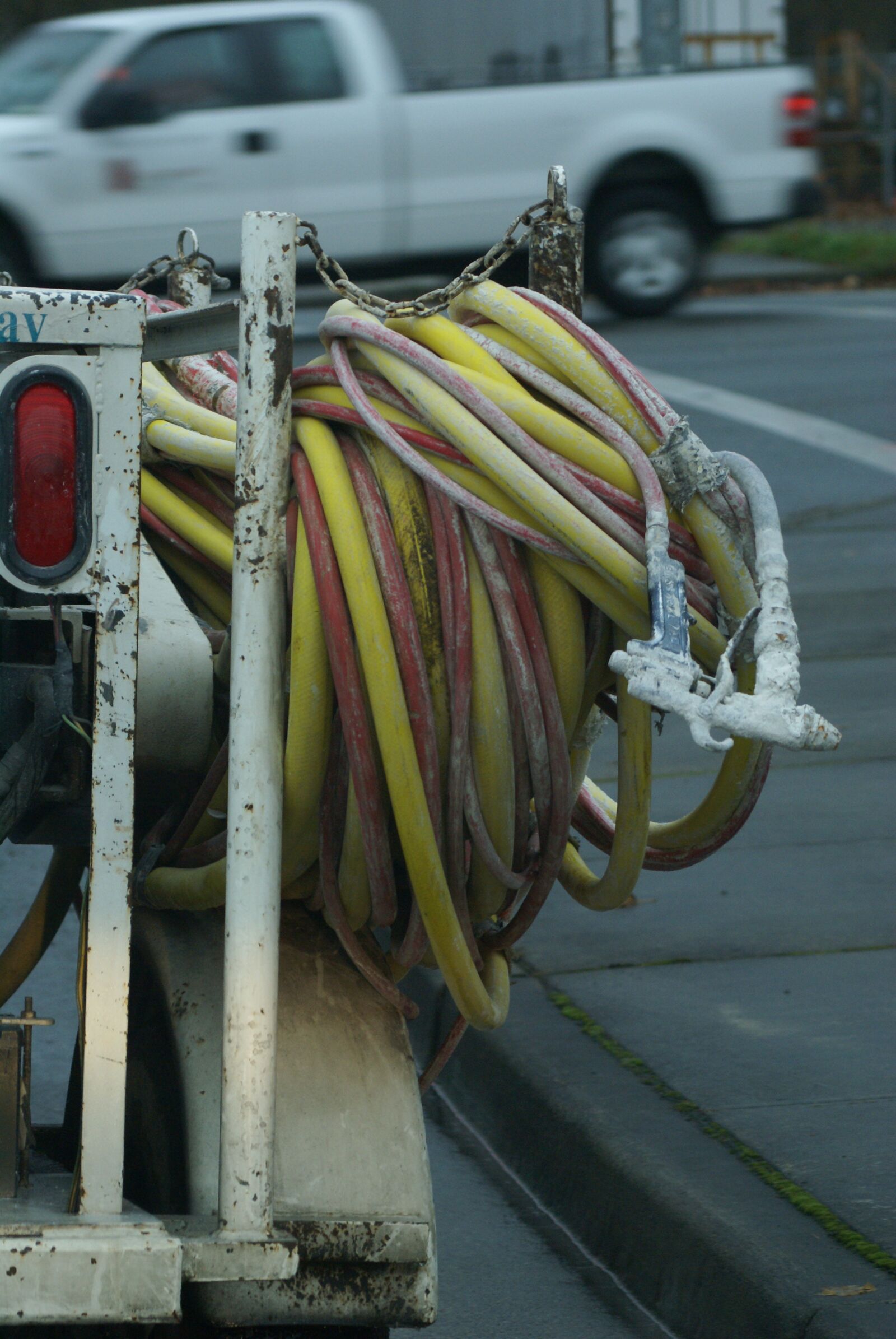 Sony Alpha DSLR-A100 sample photo. Truck, work, painter photography