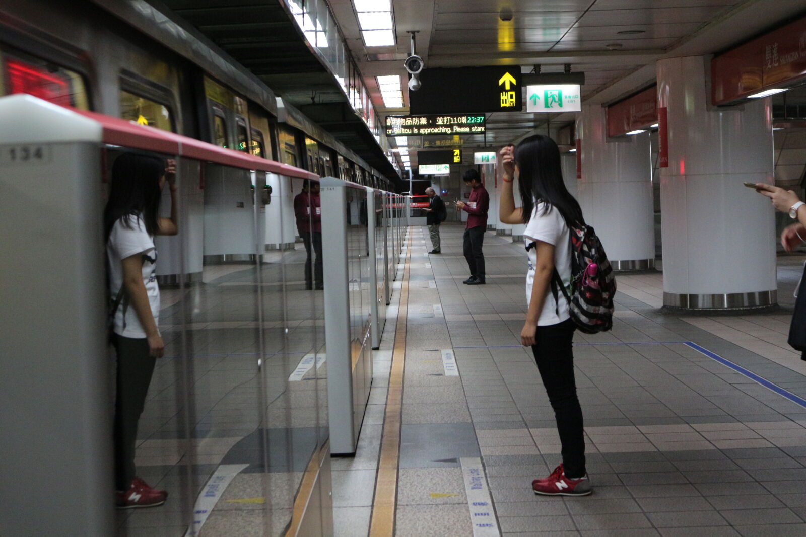 Canon EOS M sample photo