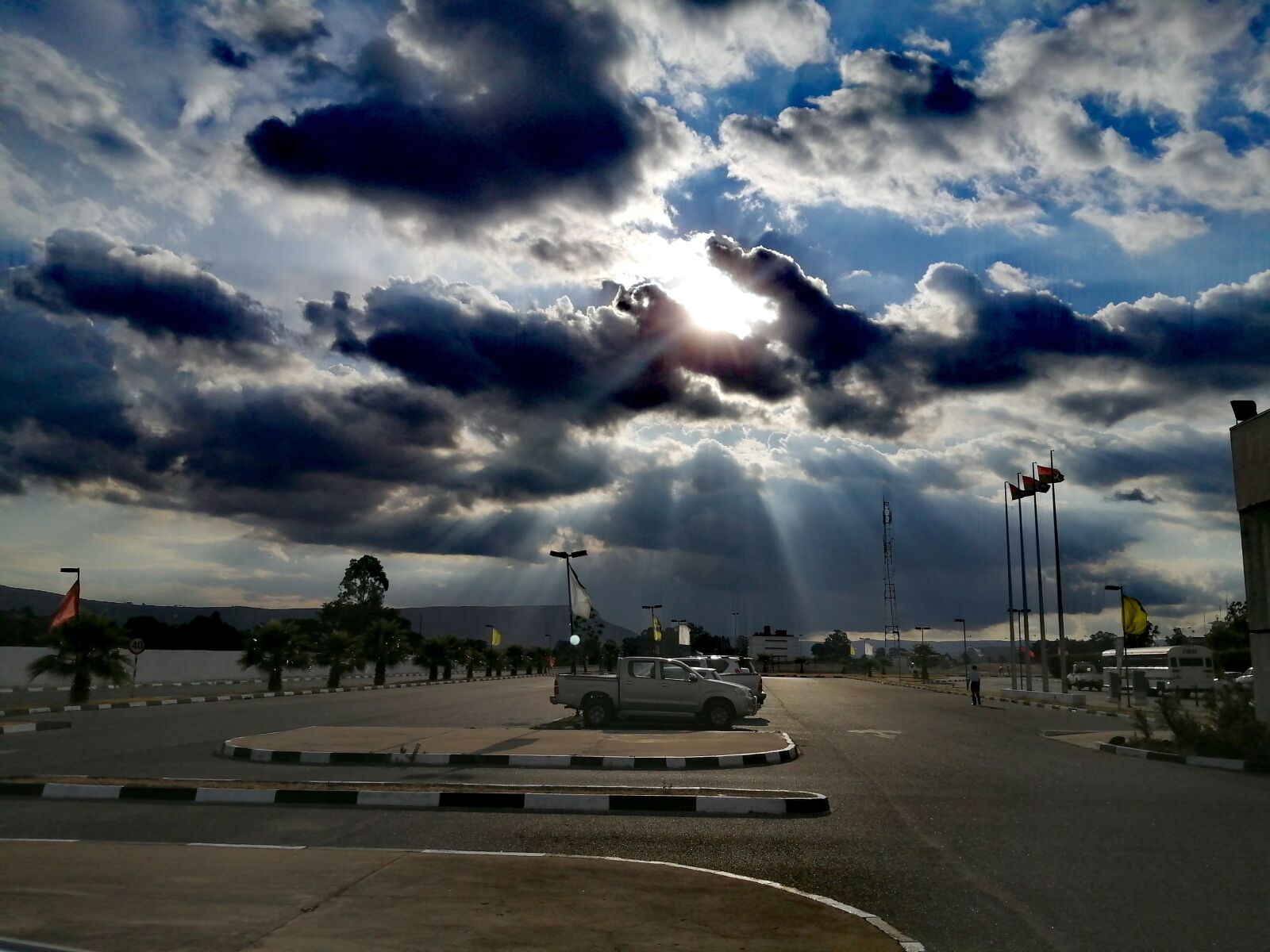 HUAWEI JKM-LX1 sample photo. Sunset, angola, clouds photography