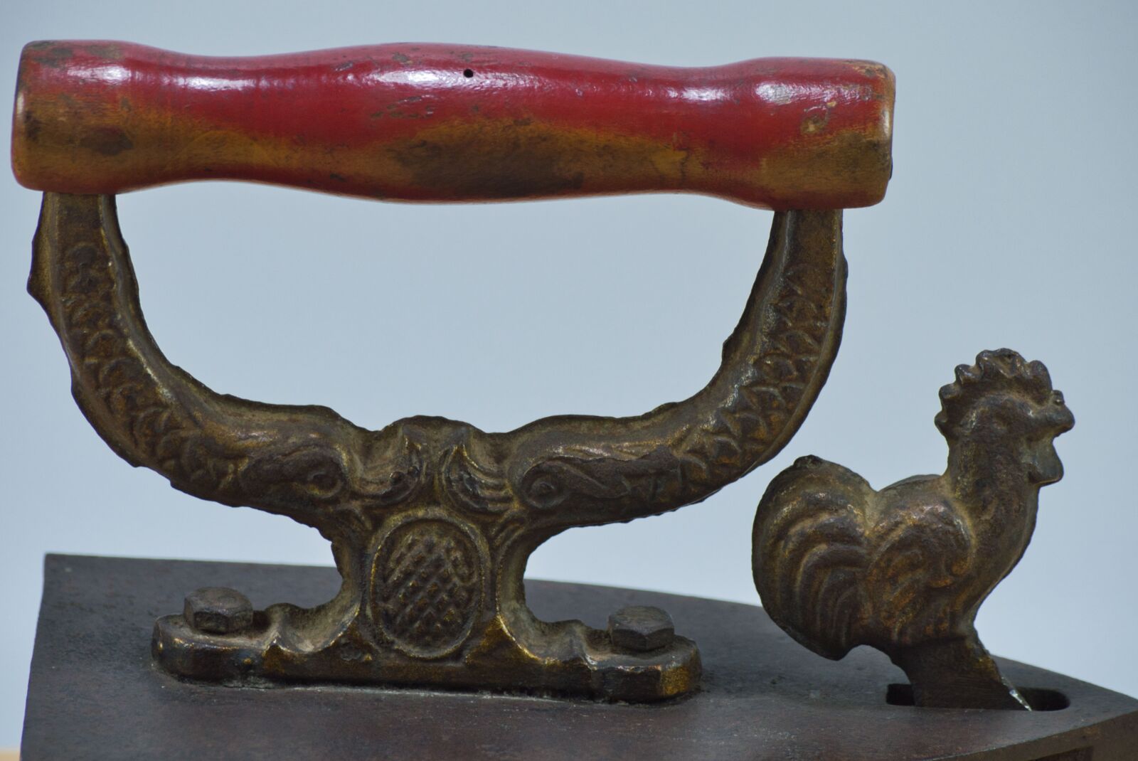 Nikon D3200 sample photo. Iron, vintage, old photography
