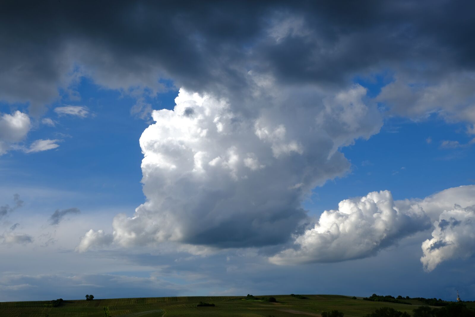 Fujifilm X-T20 sample photo. Thundercloud, thunderstorm, clouds photography