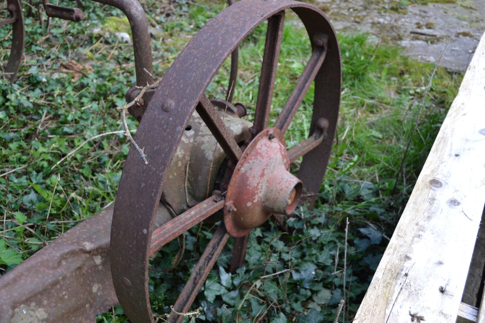 Nikon D3100 sample photo. Wheel, farming, old photography