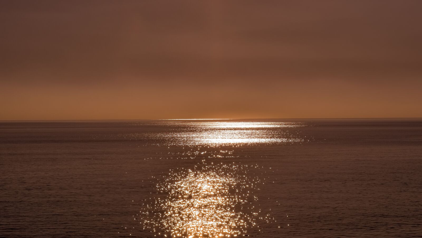 Nikon D3300 sample photo. Sea, light, sunlight photography