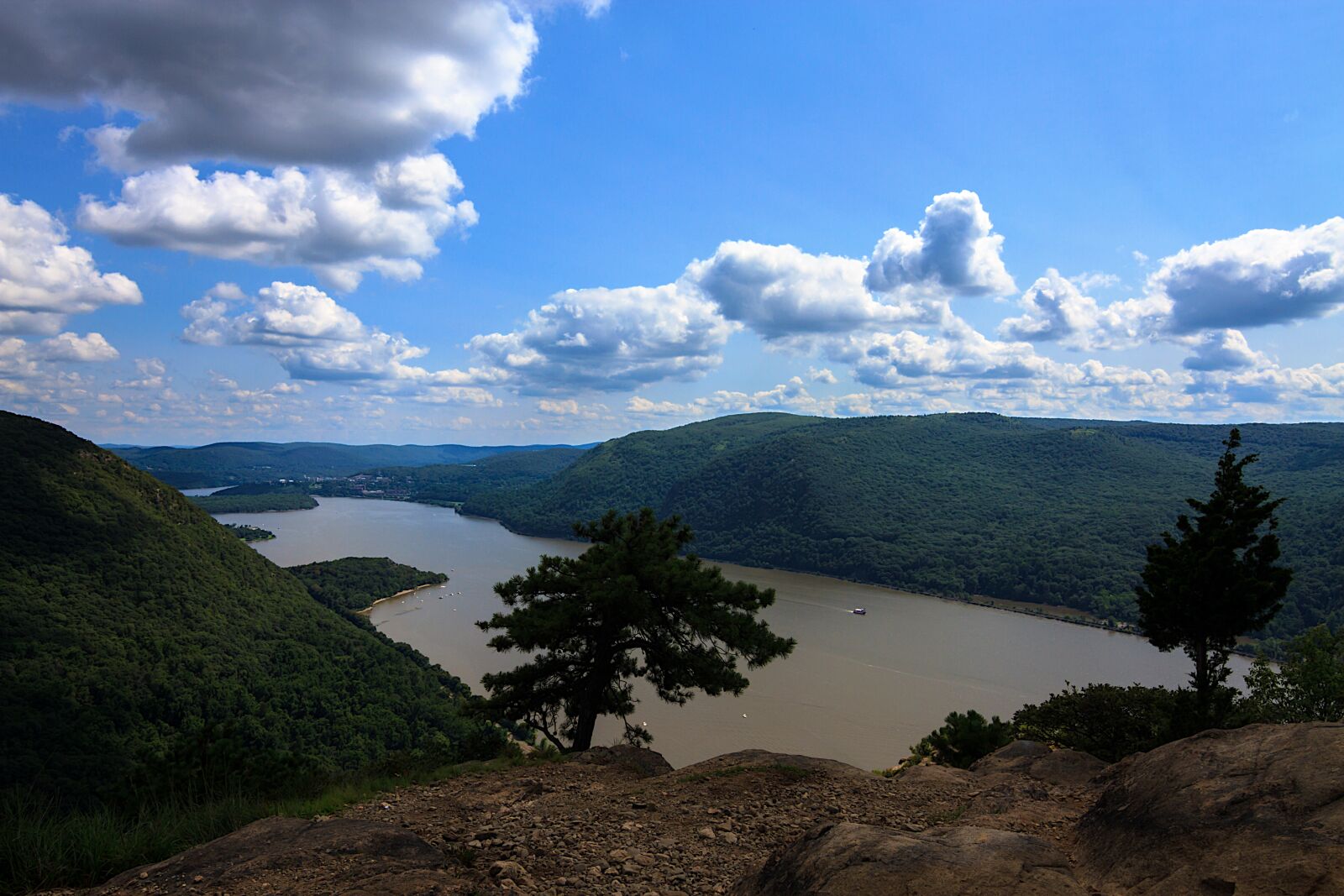 Canon EOS 7D sample photo. West point, mountains, sky photography