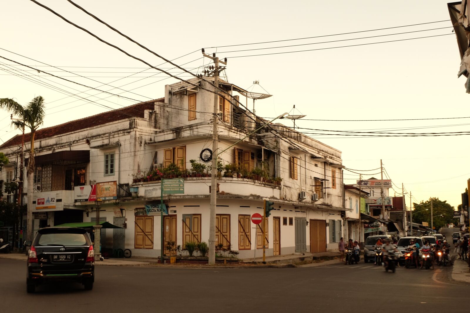 Fujifilm XC 16-50mm F3.5-5.6 OIS II sample photo. City, architecture, landmark photography