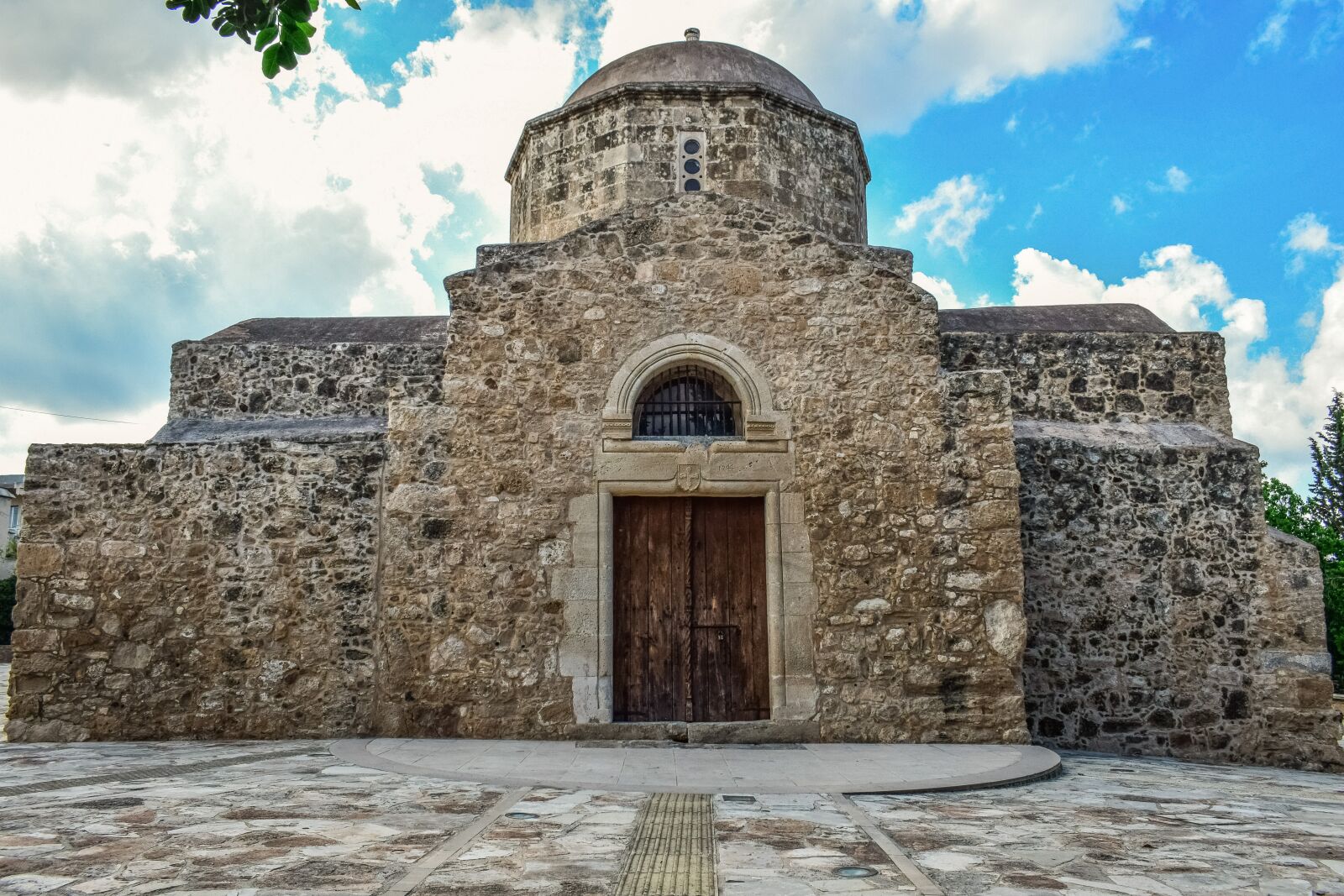 Nikon D3300 sample photo. Cyprus, empa, church photography
