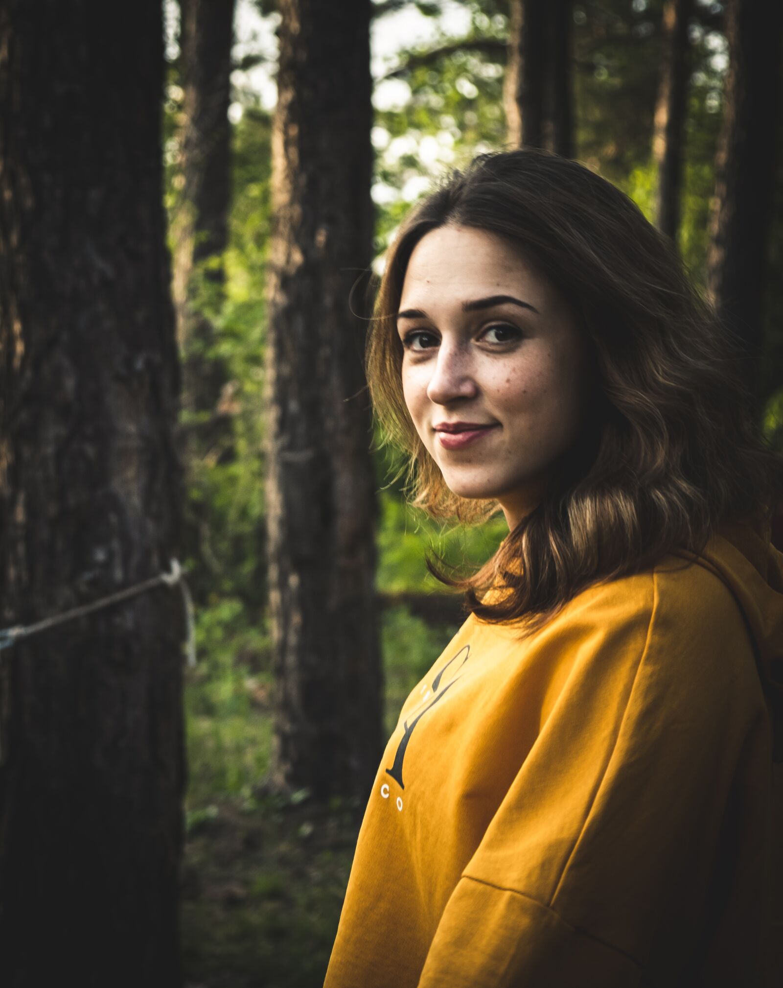 Fujifilm X-T3 sample photo. Girl, forest, trees photography