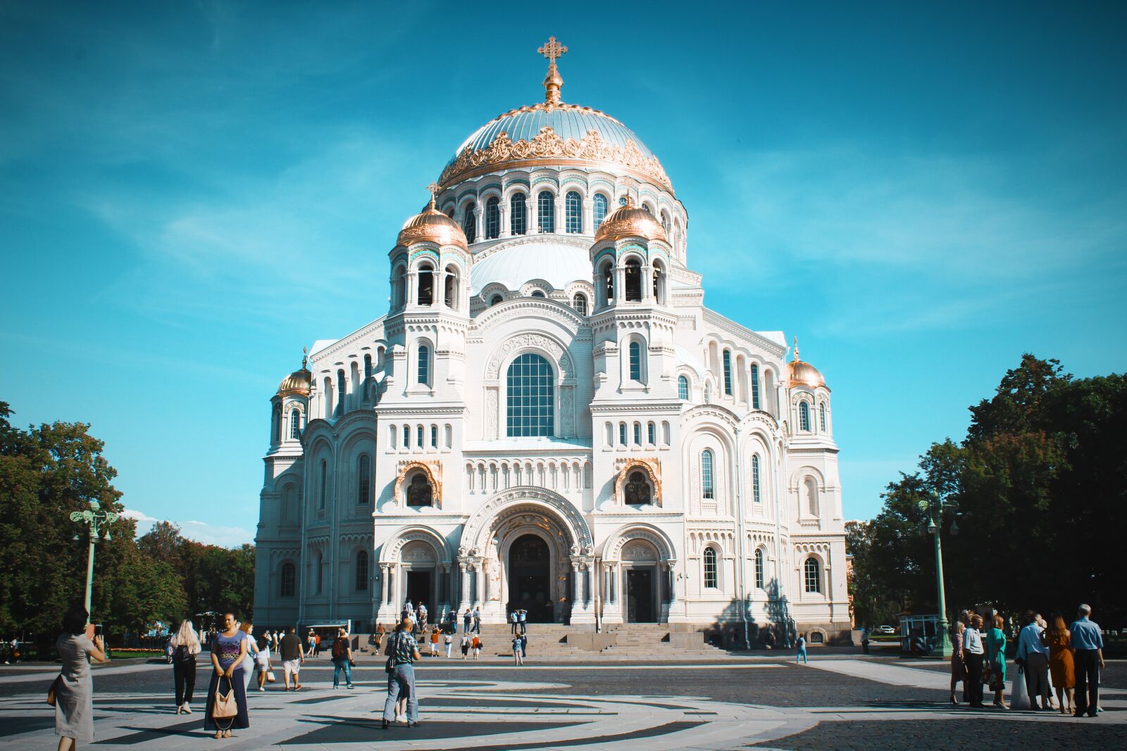 Canon EOS 1300D (EOS Rebel T6 / EOS Kiss X80) sample photo. The leningrad region, cathedral photography