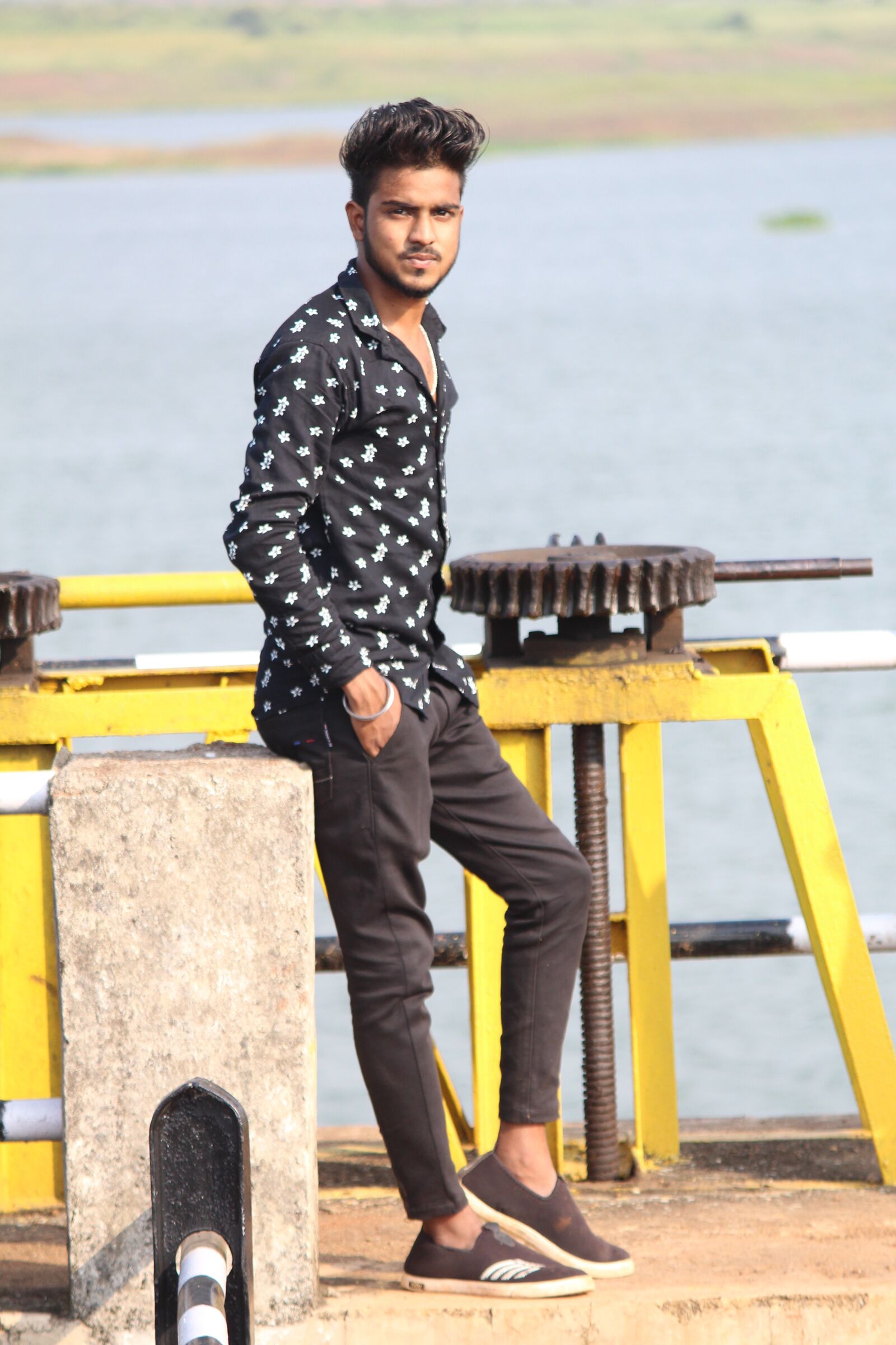 Canon EOS 700D (EOS Rebel T5i / EOS Kiss X7i) sample photo. Model, actor, hero photography
