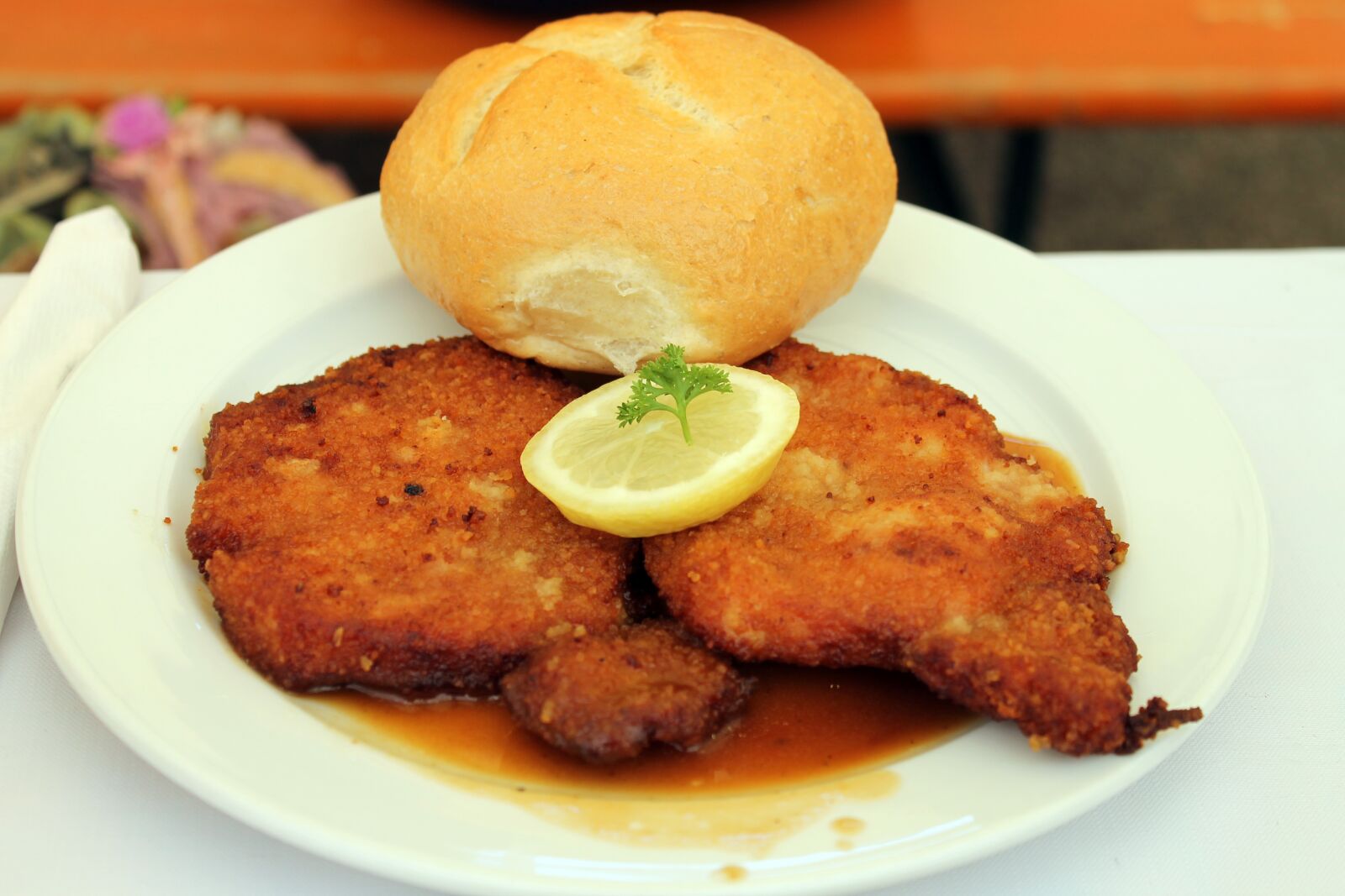 Canon EOS 1100D (EOS Rebel T3 / EOS Kiss X50) sample photo. Eat, breaded, schnitzel photography