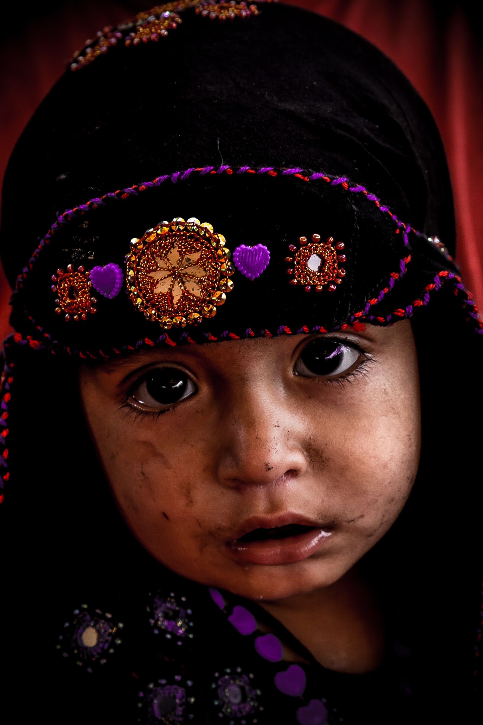 Canon EOS 6D + Canon EF 24-105mm F4L IS USM sample photo. Child, afghan, refugee photography