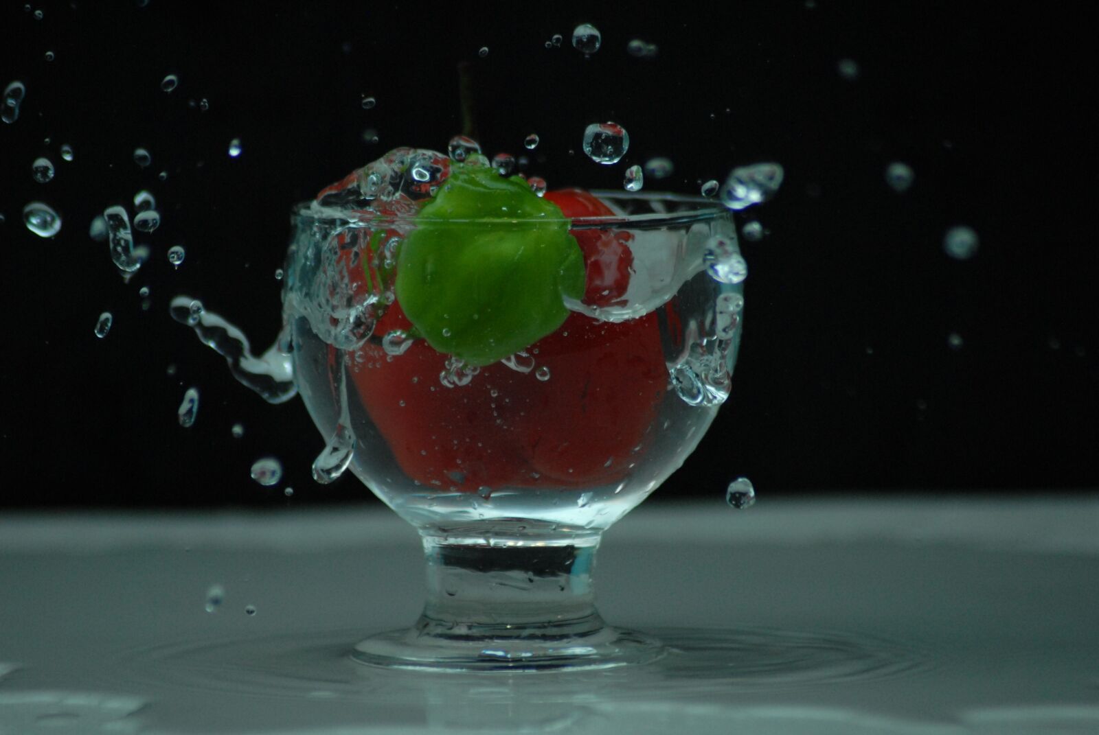 Nikon D200 sample photo. Water, bell, apple photography
