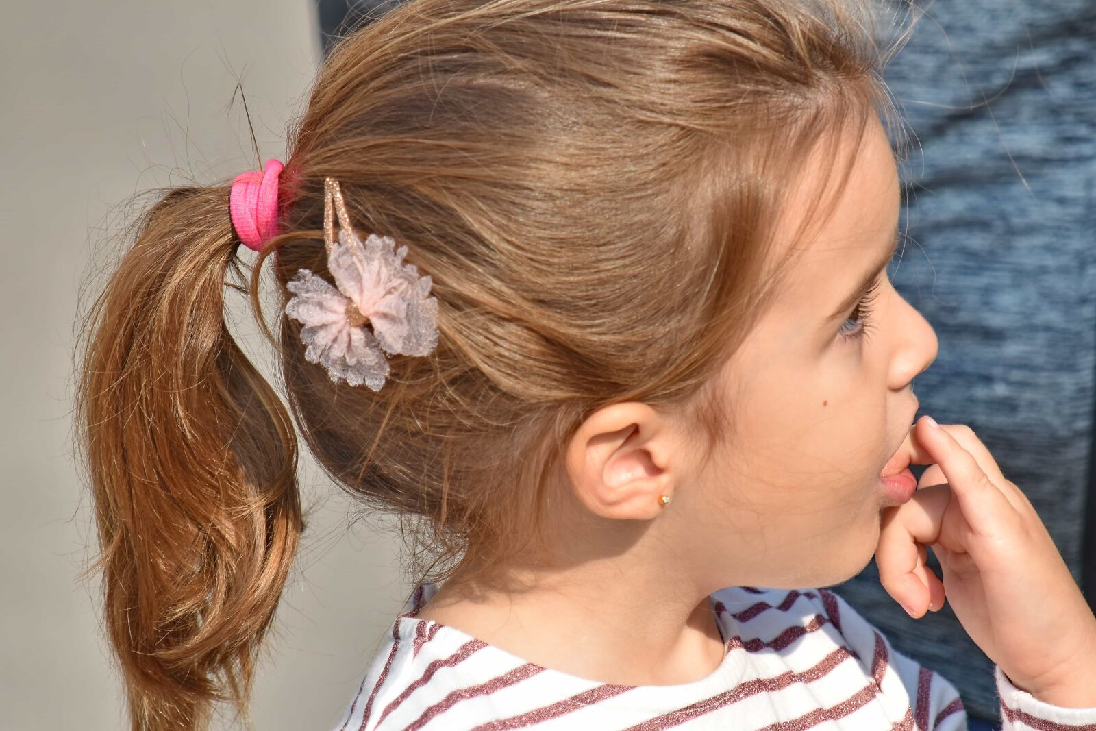 Nikon D5500 sample photo. Child, finger, girl, hairstyle photography