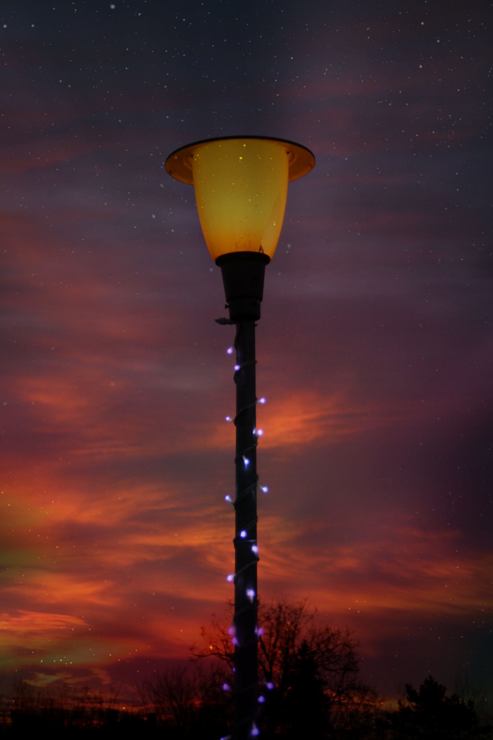 Canon EOS 700D (EOS Rebel T5i / EOS Kiss X7i) sample photo. Sunrise, lantern, sky photography