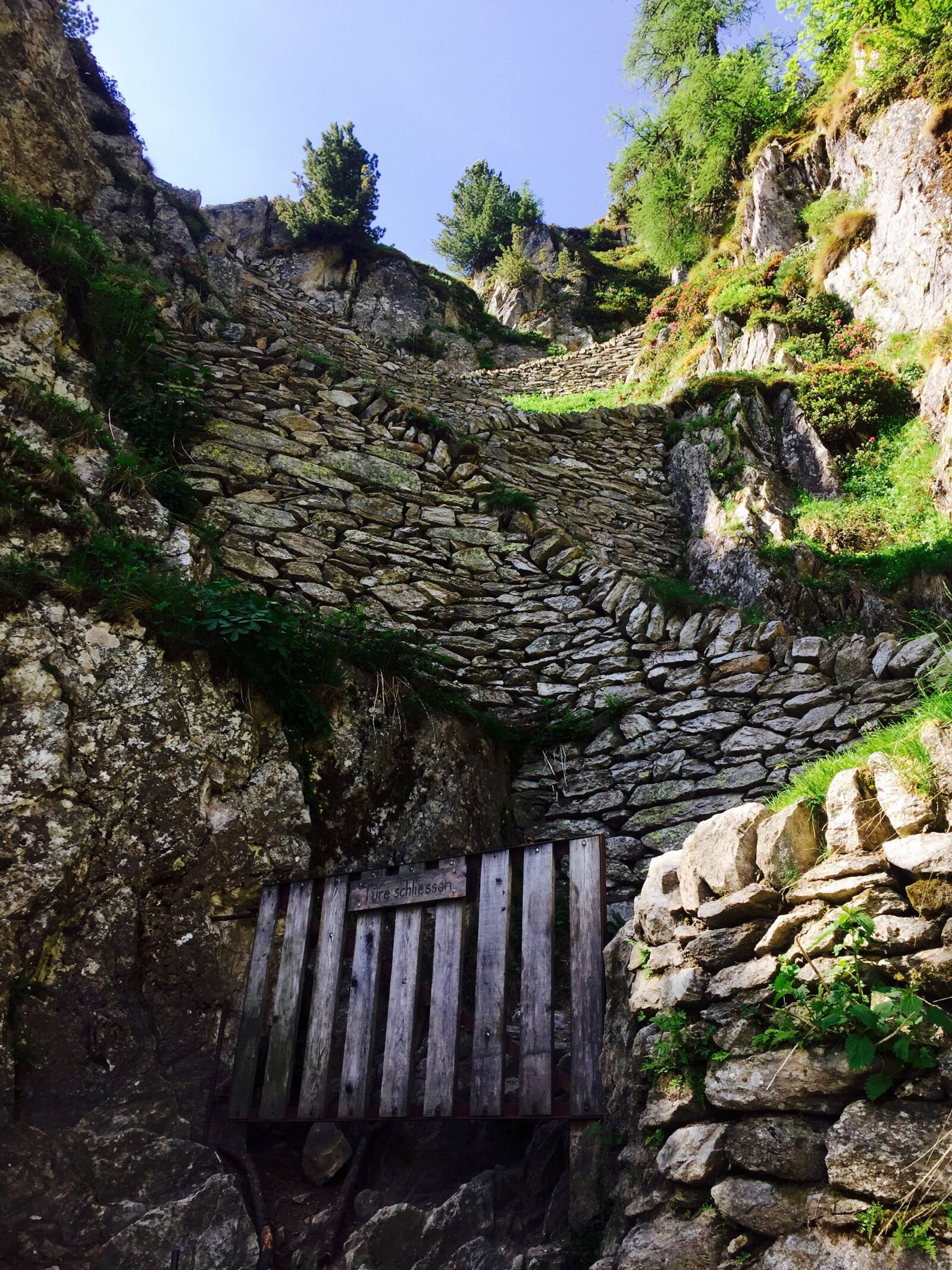 iPhone 6 Plus back camera 4.15mm f/2.2 sample photo. Gate, mountain photography
