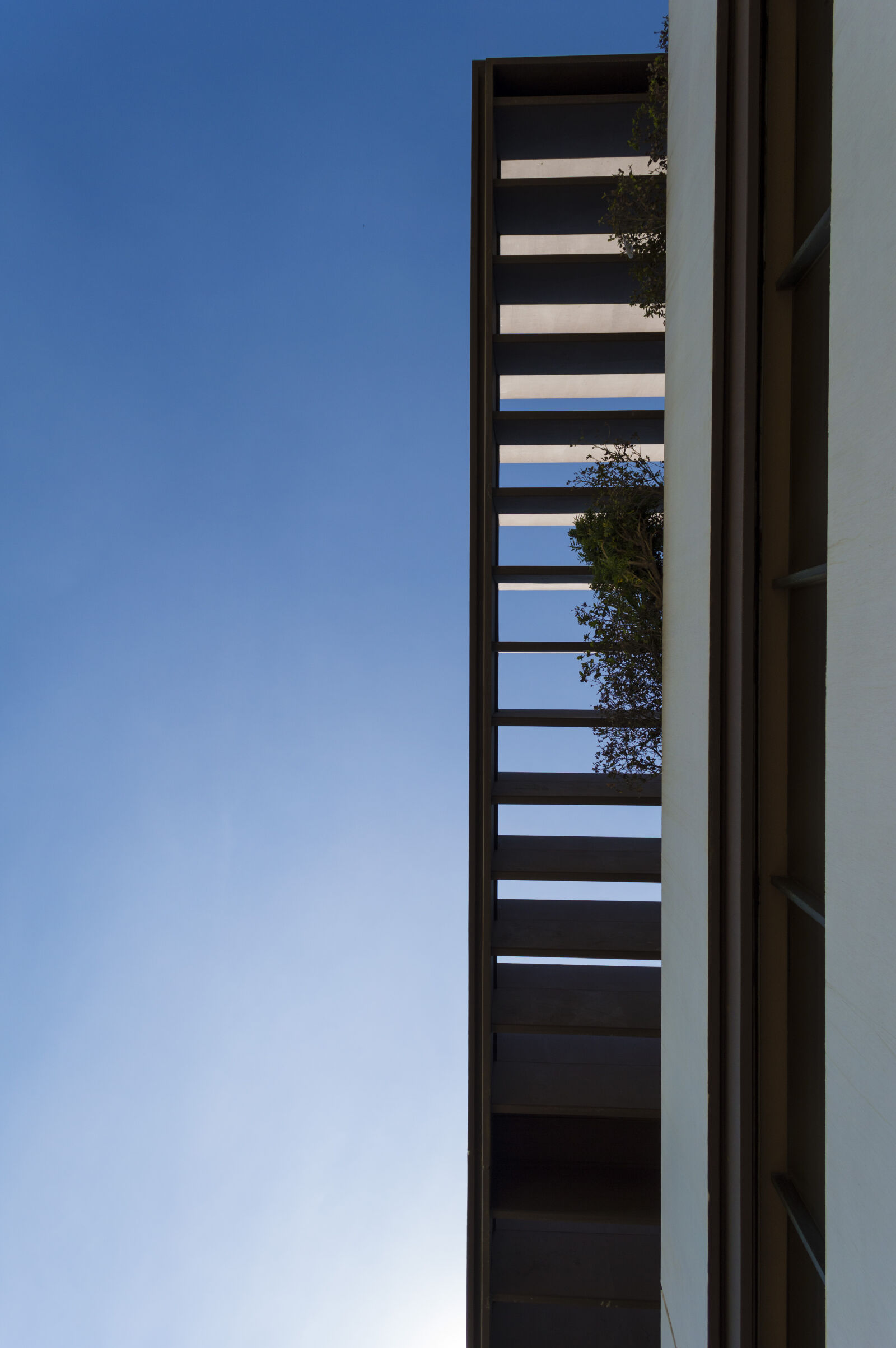Nikon D3200 sample photo. Architecture, blue, modernism, sky photography