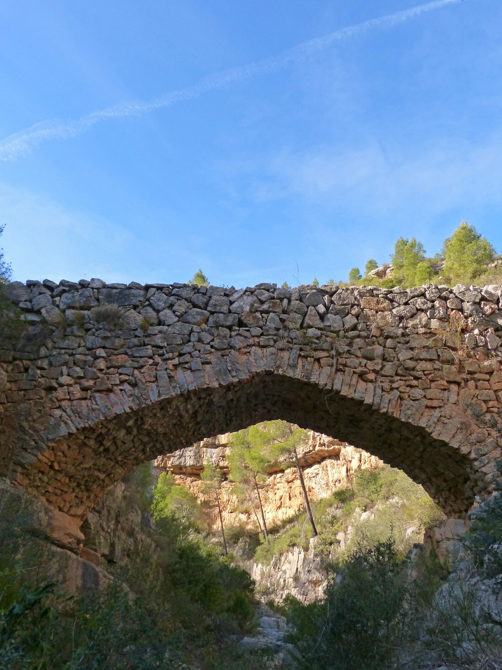 Panasonic DMC-FZ62 sample photo. Roman bridge, priorat, cavaloca photography
