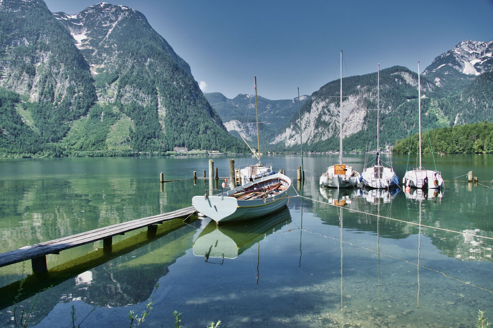 Sony a6500 sample photo. Reflection, boats, lake photography