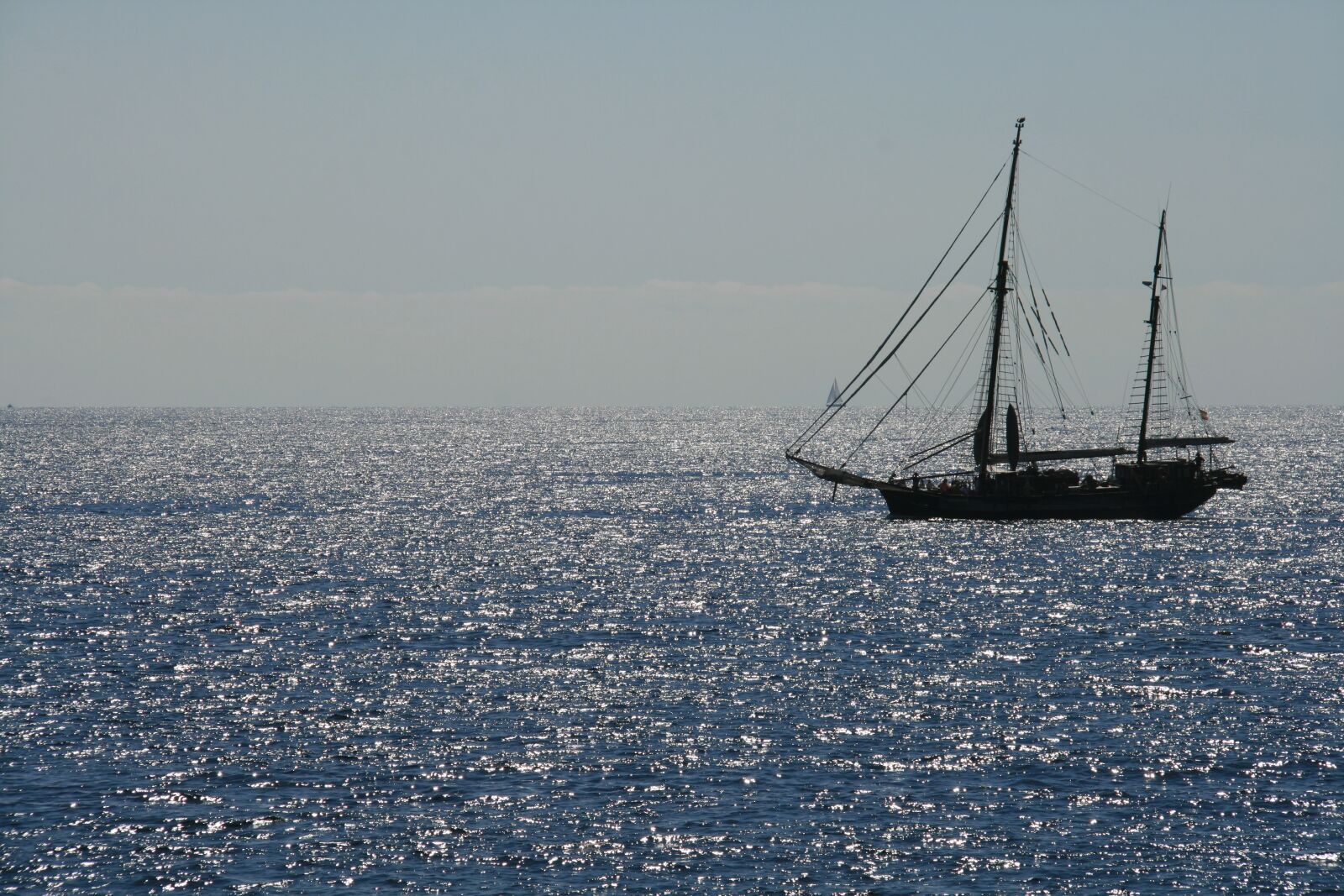 Canon EOS 400D (EOS Digital Rebel XTi / EOS Kiss Digital X) sample photo. Sailing vessel, mallorca, coast photography