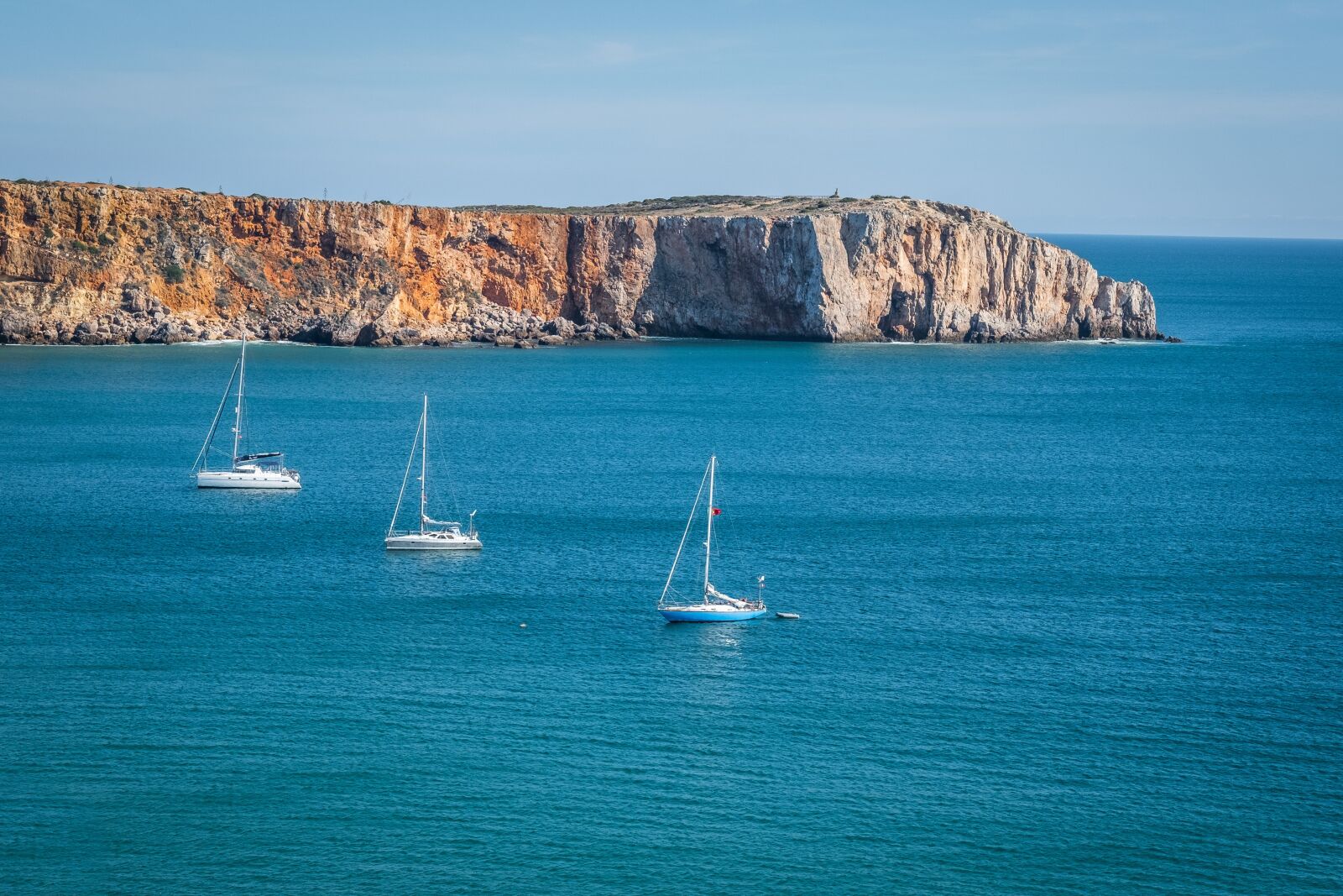 Fujifilm X-T2 + Fujifilm XF 56mm F1.2 R sample photo. Algarve, coast, portugal photography