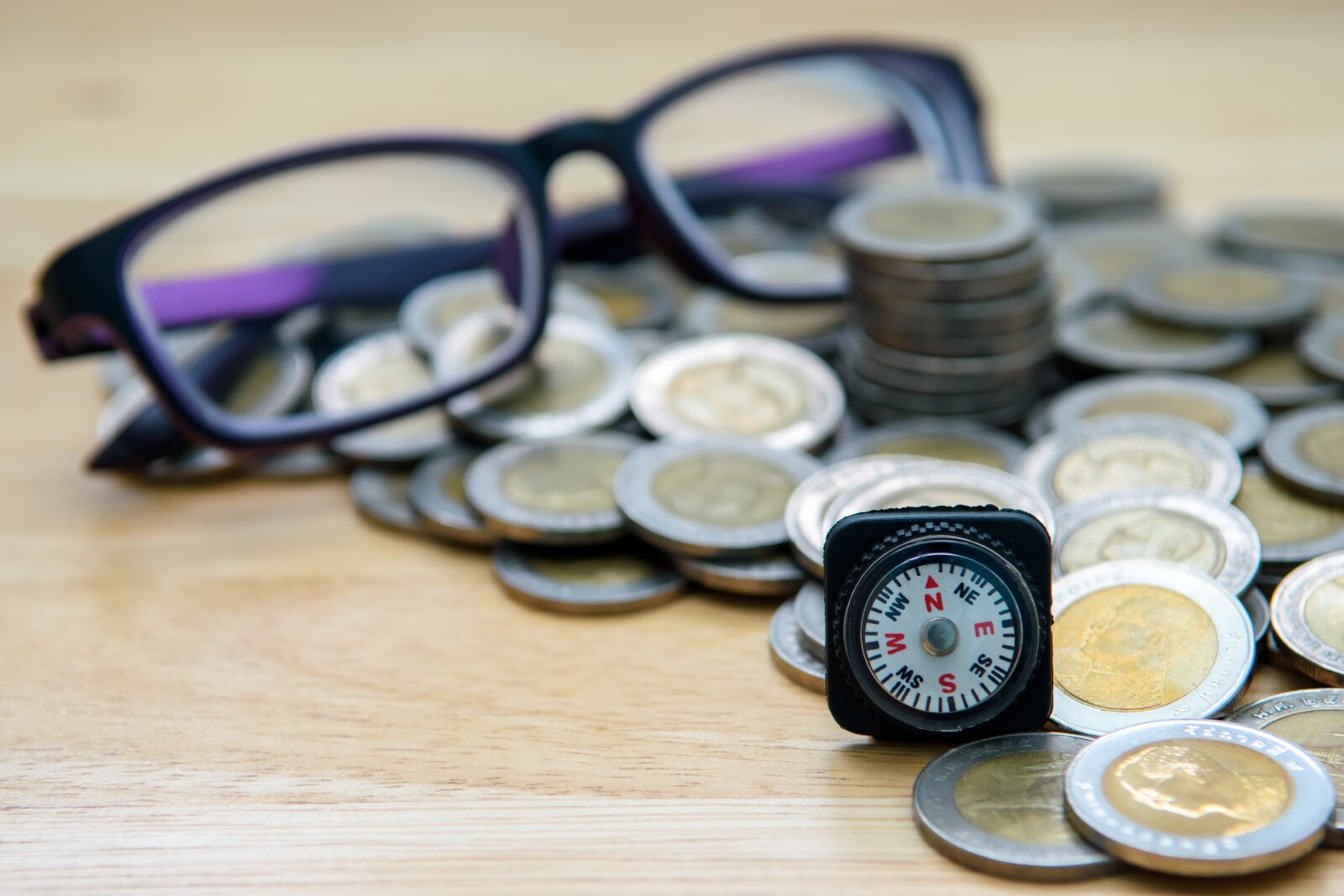 Nikon D5500 sample photo. Compass, silver, usd photography